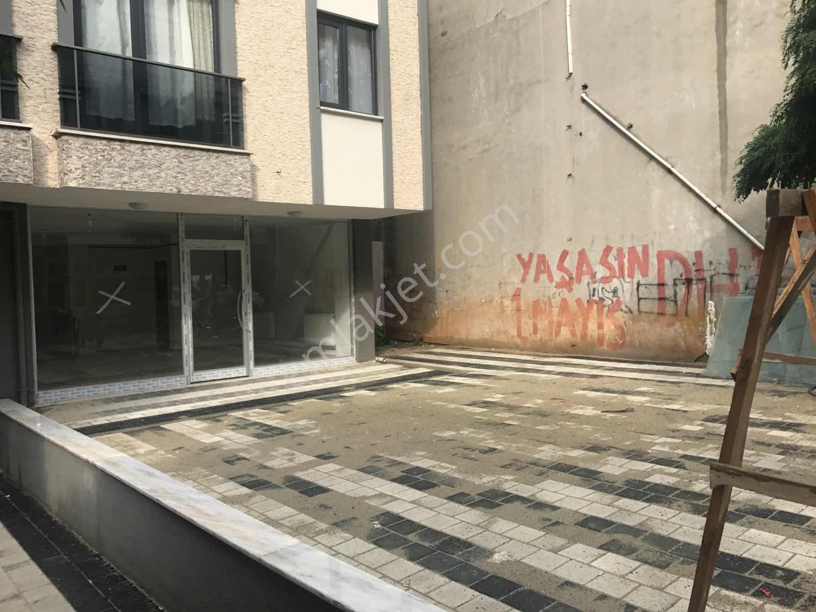 Demokrasi Caddesine 50 M Mesafede Kiralık Dükkan - Görsel 8