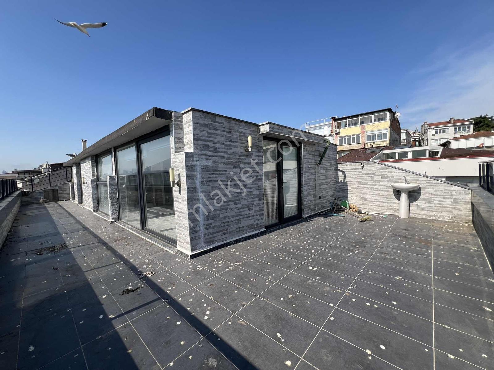 Acil Satılık !! Üsküdar Salacakta Boğaz Manzaralı 220 M2 Dublex - Görsel 12