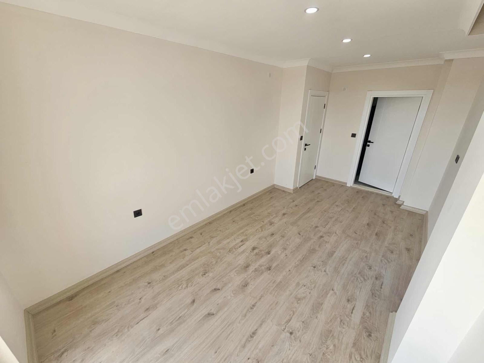 Avcı'dan Denize 300mt Yol Altında 4+1 Lüks Villa - Görsel 5