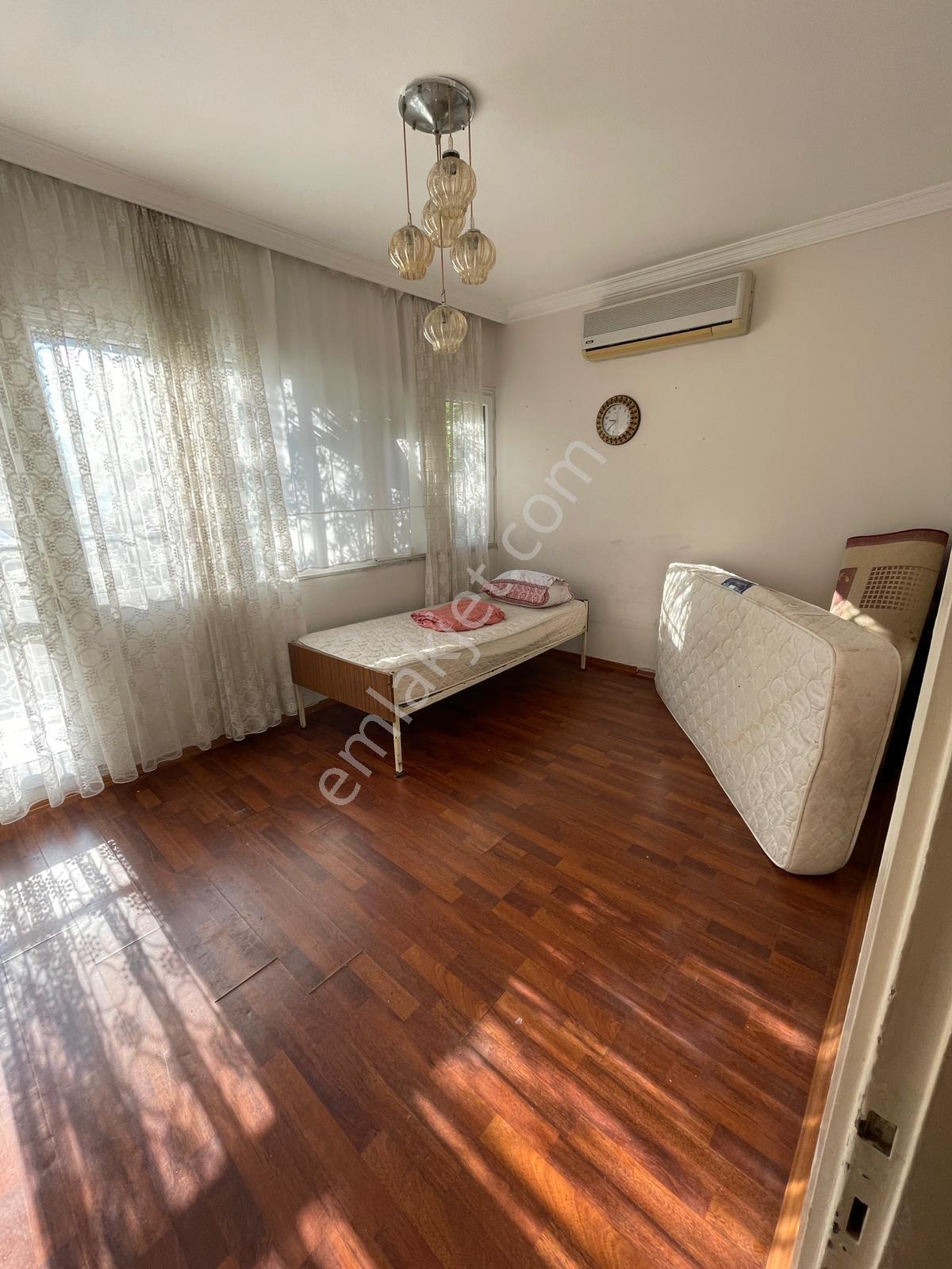 Karşıyaka Yelken Klubü Karşısında Kısmi Eşyalı Doğalgazlı Kiralık Daire - Görsel 12
