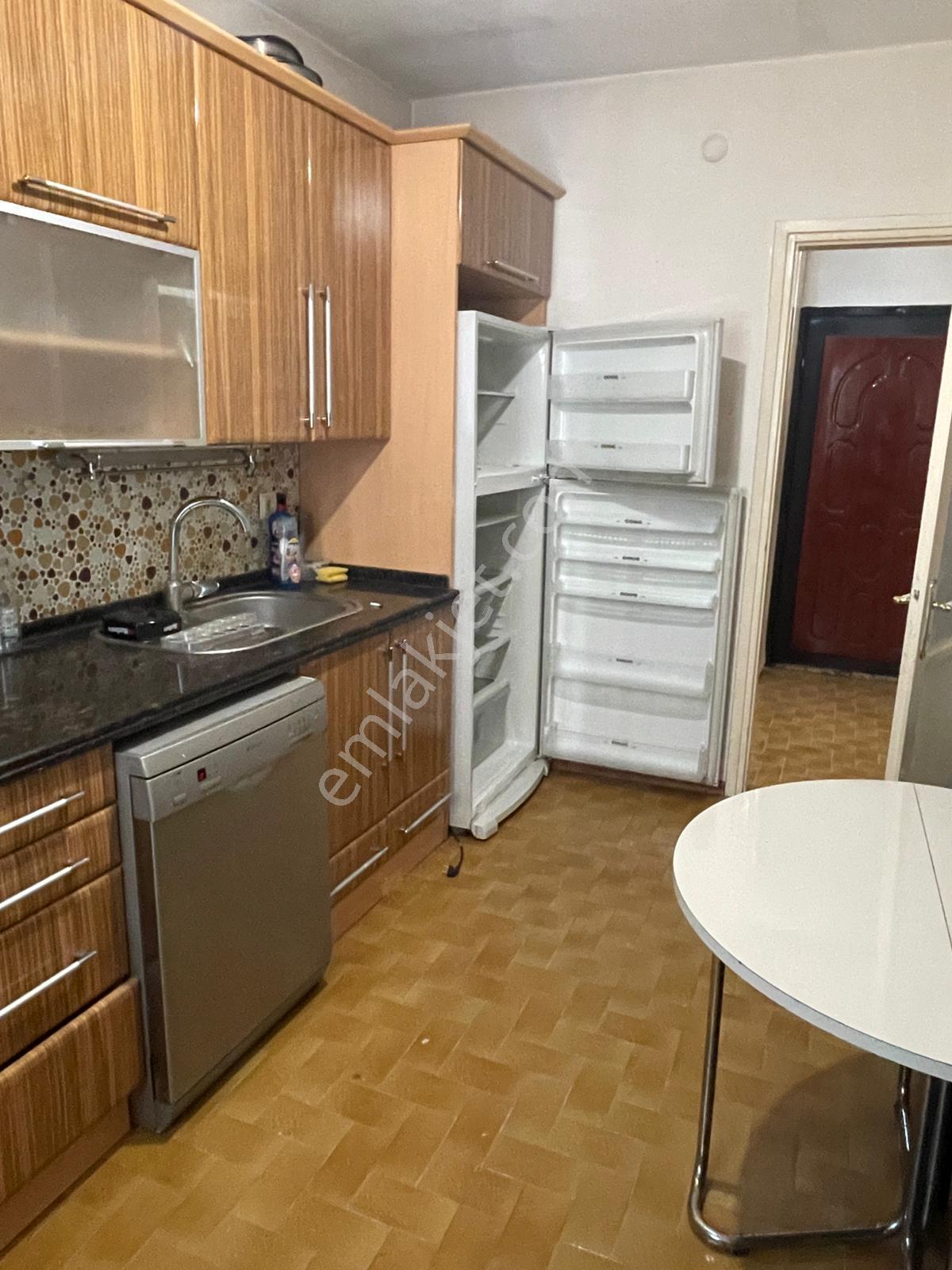 Karşıyaka Yelken Klubü Karşısında Kısmi Eşyalı Doğalgazlı Kiralık Daire - Görsel 7