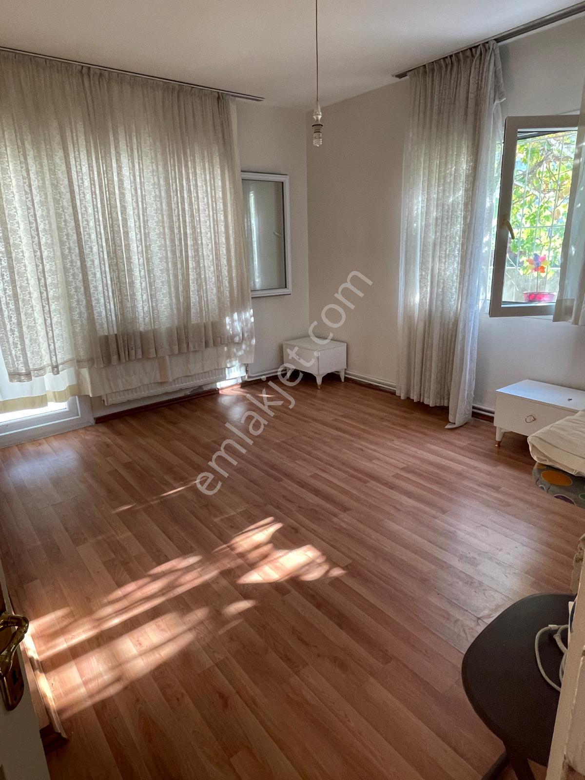 Karşıyaka Yelken Klubü Karşısında Kısmi Eşyalı Doğalgazlı Kiralık Daire - Görsel 11