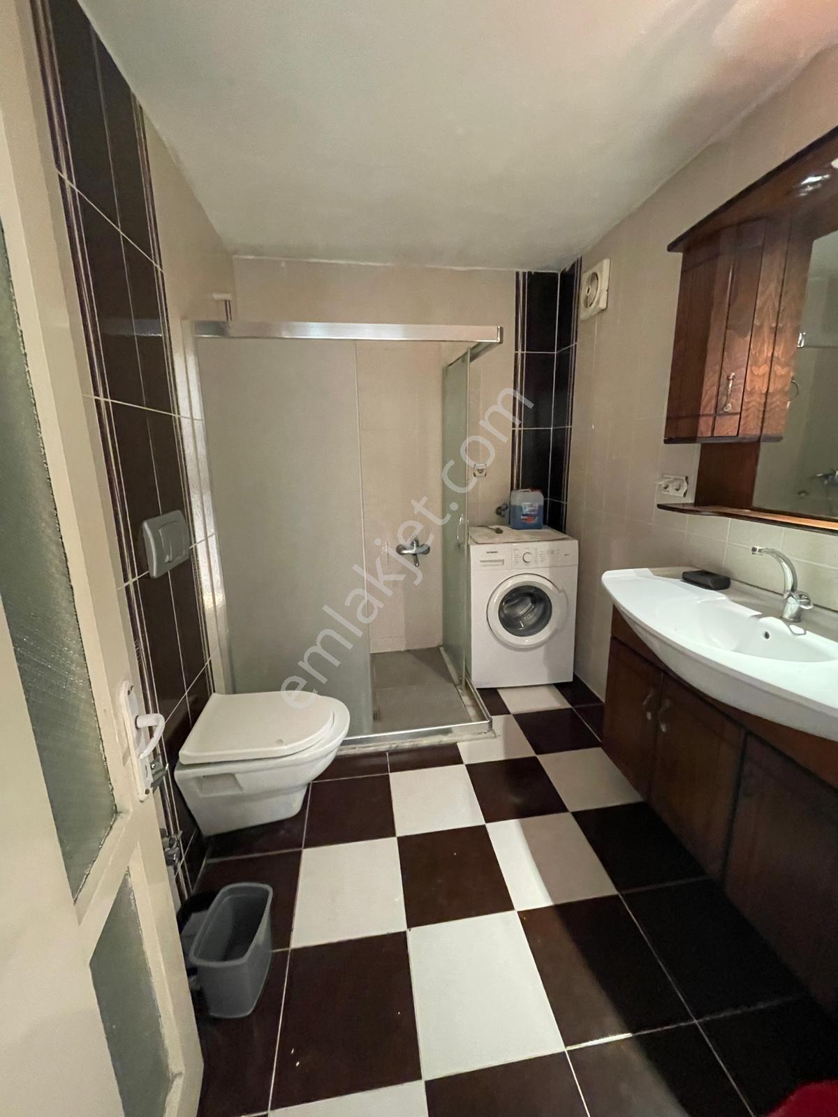Karşıyaka Yelken Klubü Karşısında Kısmi Eşyalı Doğalgazlı Kiralık Daire - Görsel 9