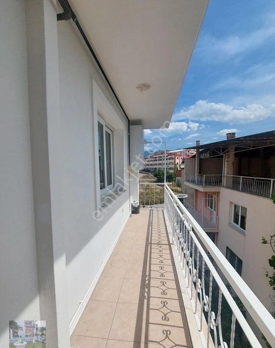 Karşıyaka Elit Sitesi Bakımlı 2+1 110m2 Büyük Kiralık Daire Kanıt Emlaktan - Görsel 11