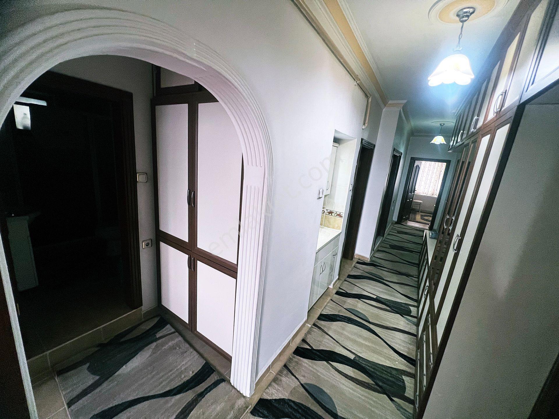 Cihandan Demetgül De Demet Metro Yakını Eşyalı Kiralık 3+1 Daire - Görsel 27