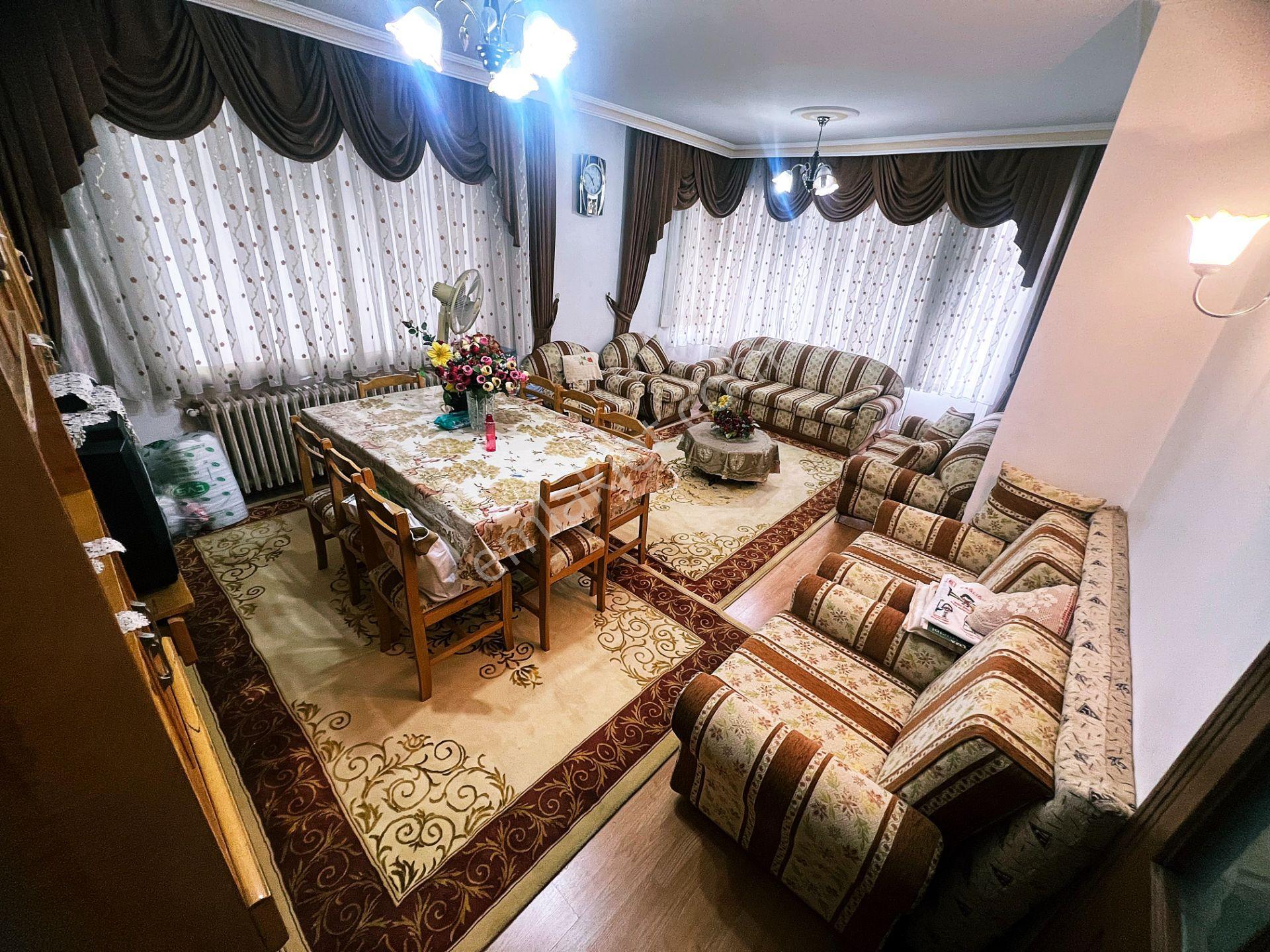 Cihandan Demetgül De Demet Metro Yakını Eşyalı Kiralık 3+1 Daire - Görsel 8