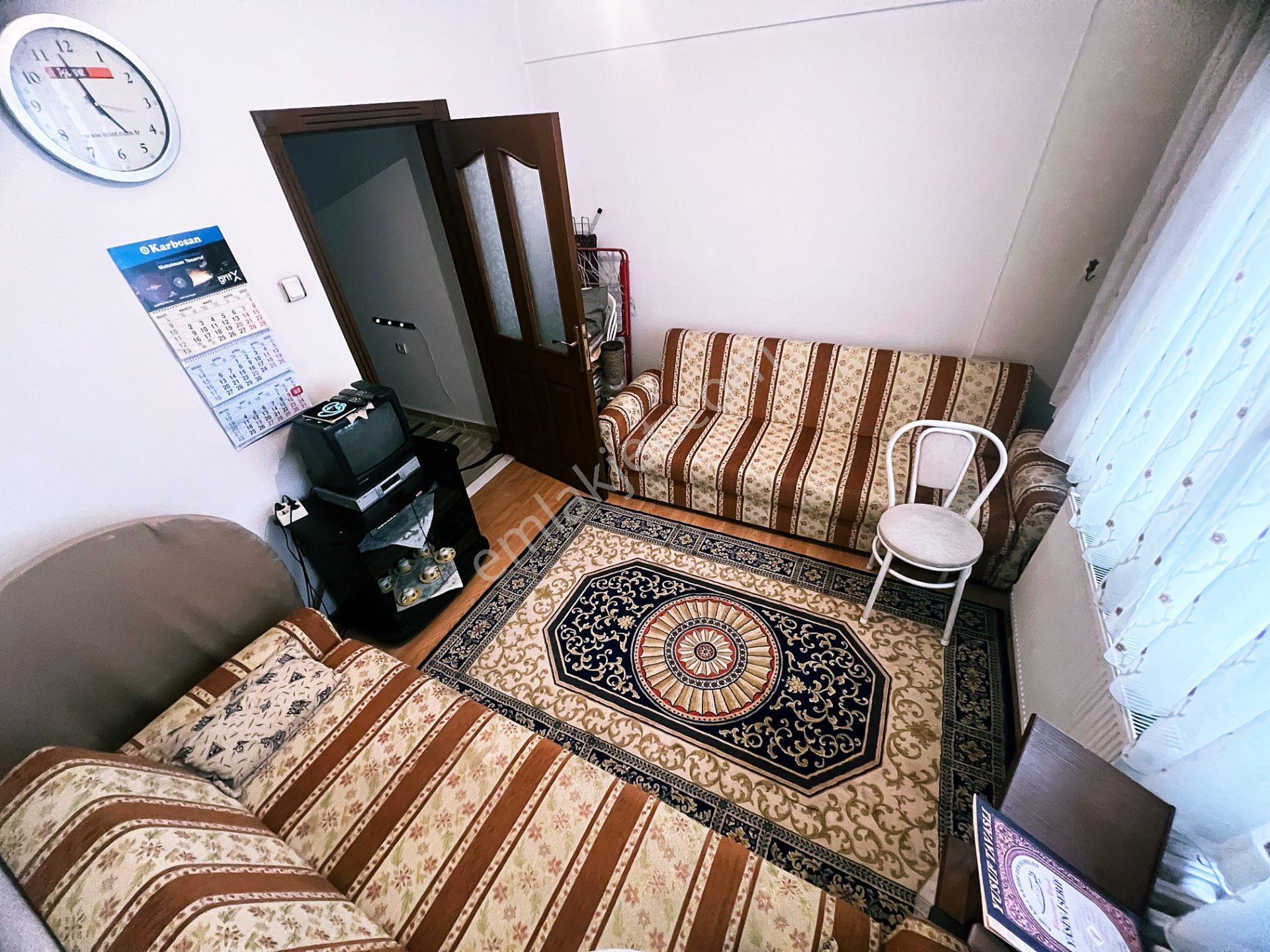 Cihandan Demetgül De Demet Metro Yakını Eşyalı Kiralık 3+1 Daire - Görsel 18