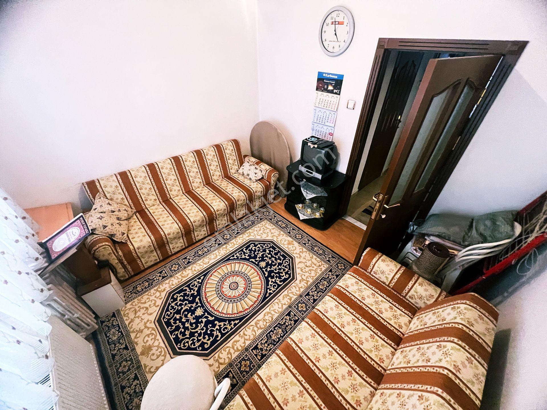 Cihandan Demetgül De Demet Metro Yakını Eşyalı Kiralık 3+1 Daire - Görsel 17
