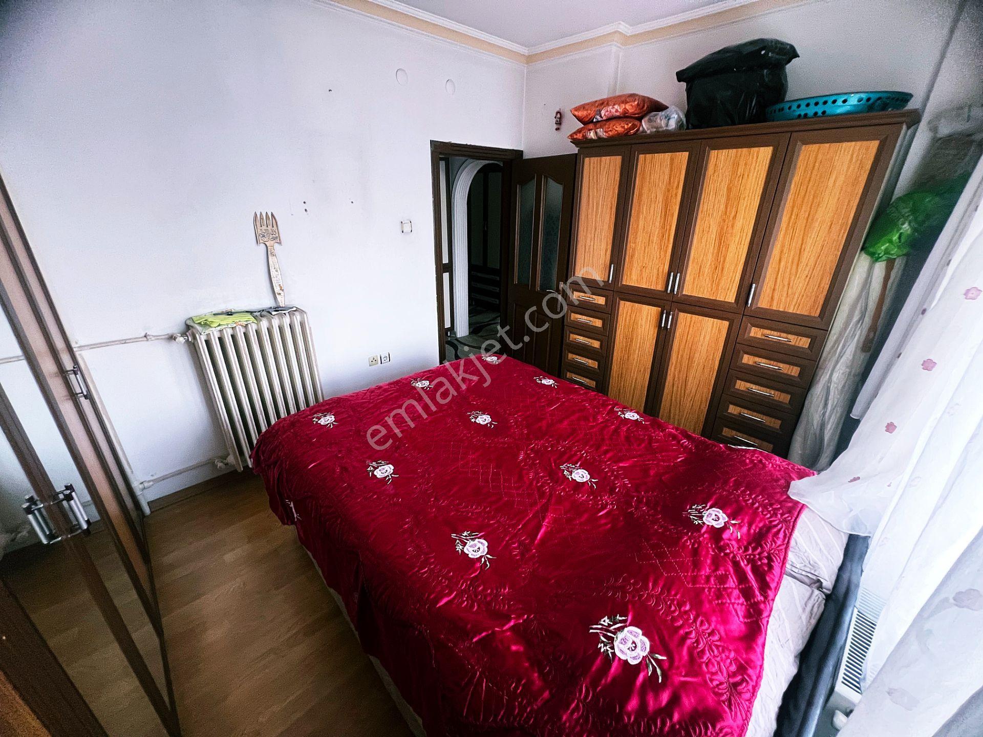 Cihandan Demetgül De Demet Metro Yakını Eşyalı Kiralık 3+1 Daire - Görsel 23