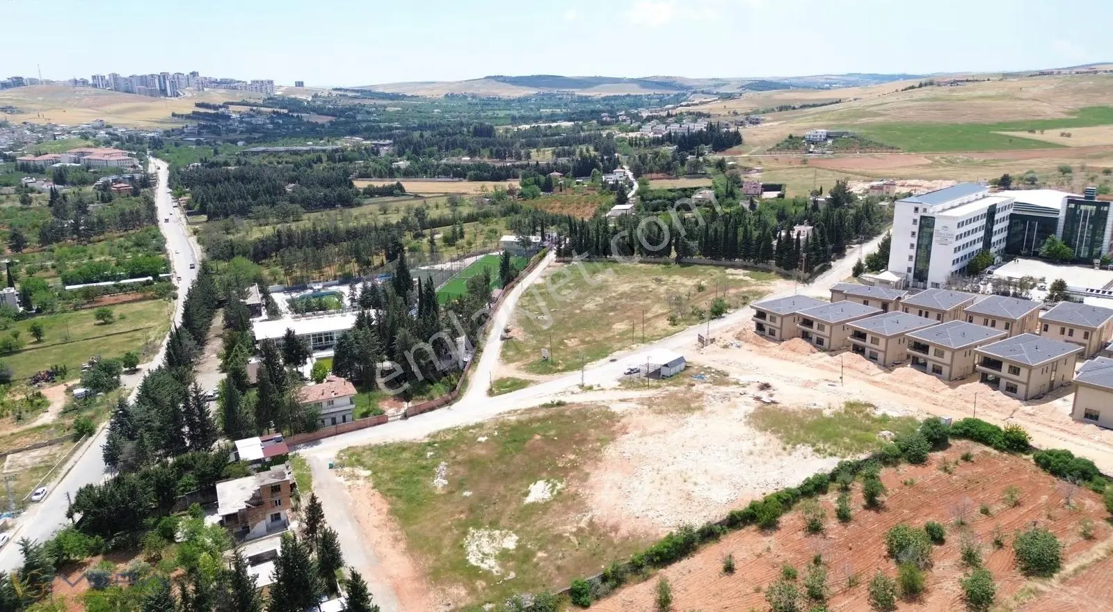 Köşe Parsel Villa Arsası 1.674 M² Müstakil Tapulu, Çift Cepheli - Görsel 2