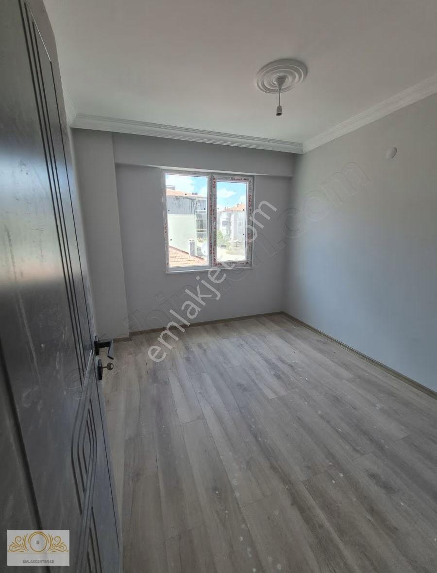 Emlak Centerden Zafertepe Sağlık Ocağı Yanı Arakat 2+1daire - Görsel 9