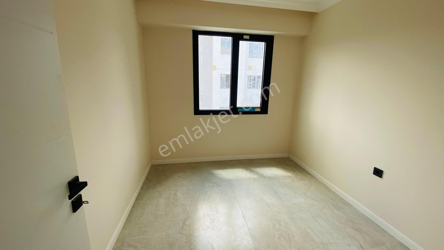 Kıran Gayrimenkulden Muradiye Havuzlu Sitede Kiralık 2+1 Kapalı Mutfak - Görsel 13