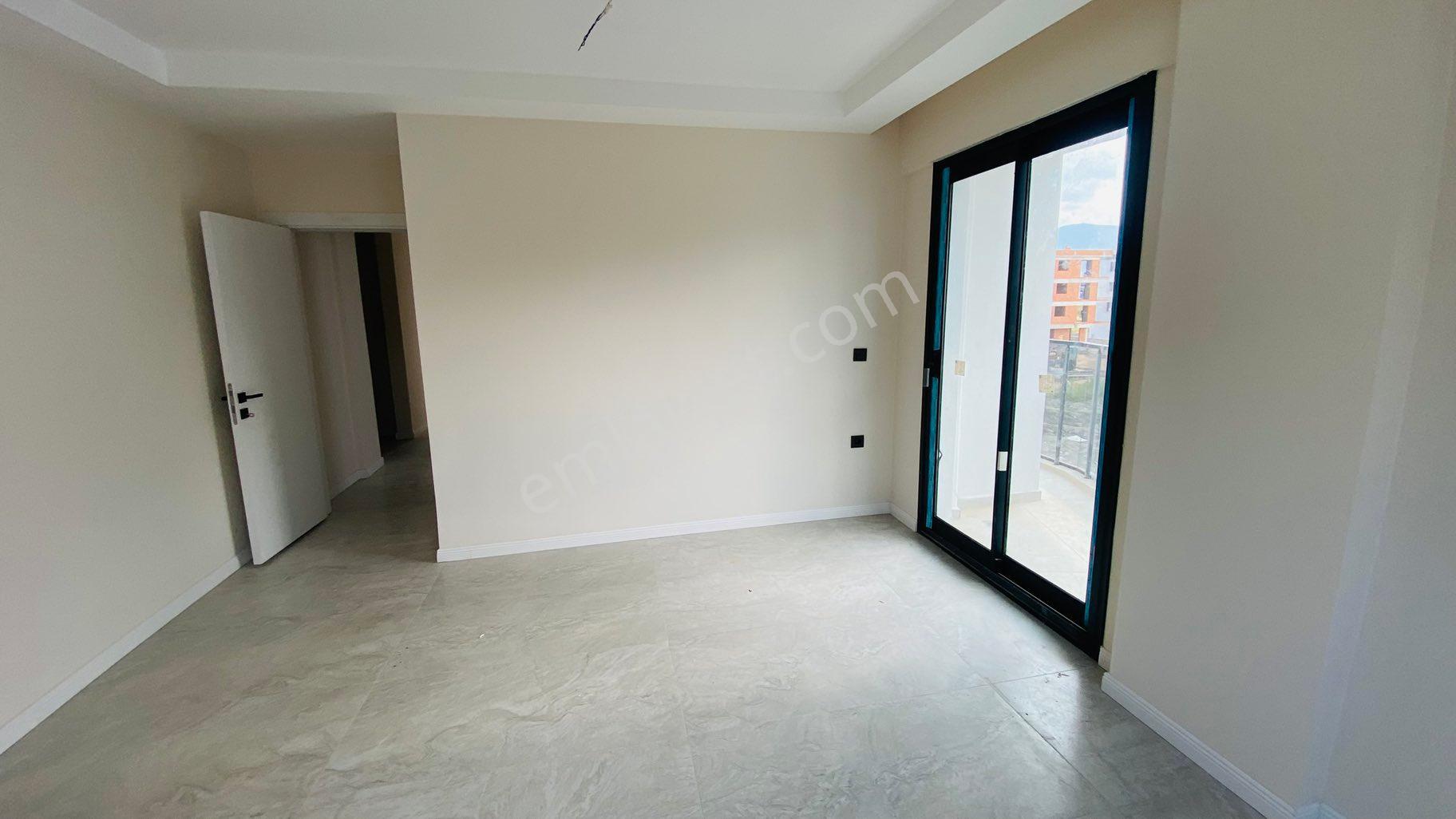 Kıran Gayrimenkulden Muradiye Havuzlu Sitede Kiralık 2+1 Kapalı Mutfak - Görsel 11