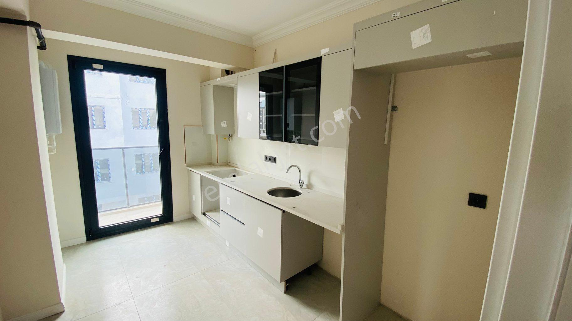 Kıran Gayrimenkulden Muradiye Havuzlu Sitede Kiralık 2+1 Kapalı Mutfak - Görsel 6
