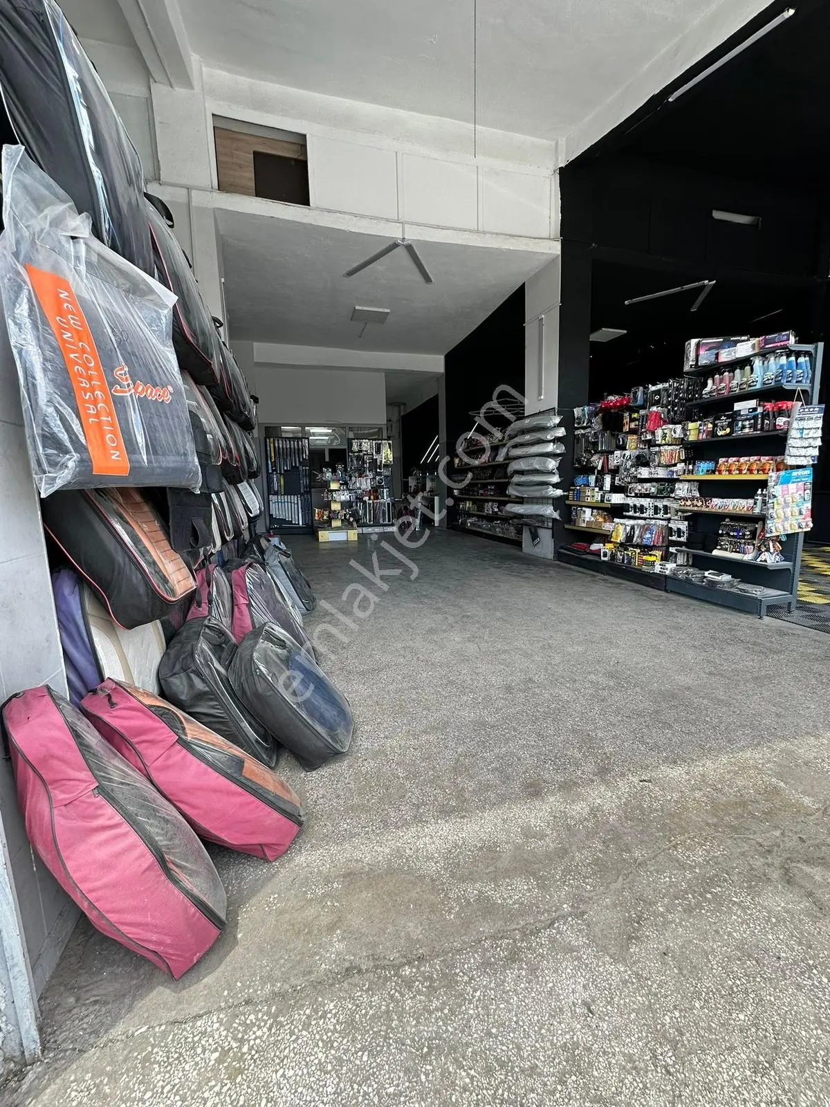 Merkezi Konumda! 3. Sanayi Sitesinde 300 M² Satılık Dükkan!!! - Görsel 10