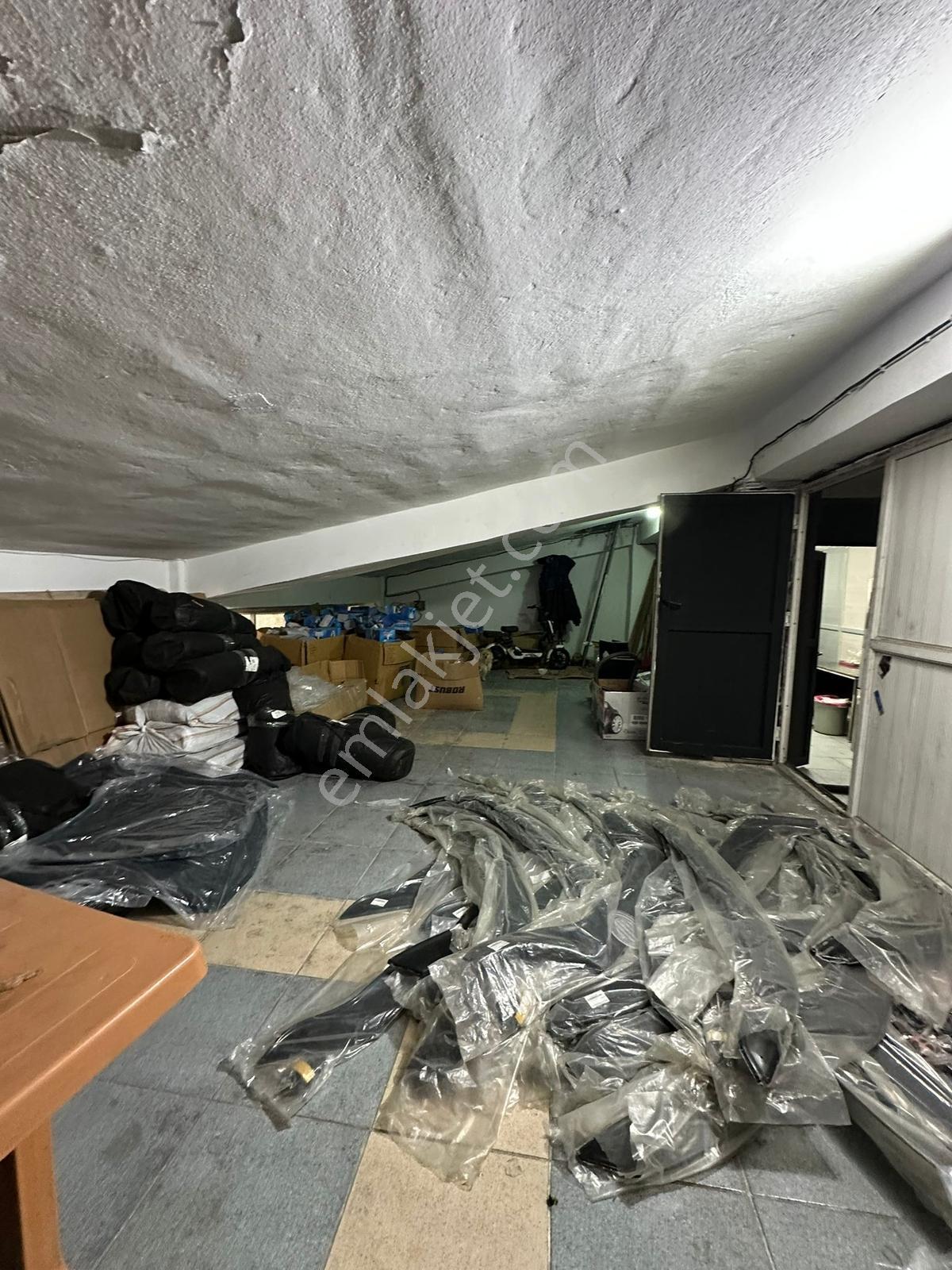 Merkezi Konumda! 3. Sanayi Sitesinde 300 M² Satılık Dükkan!!! - Görsel 15