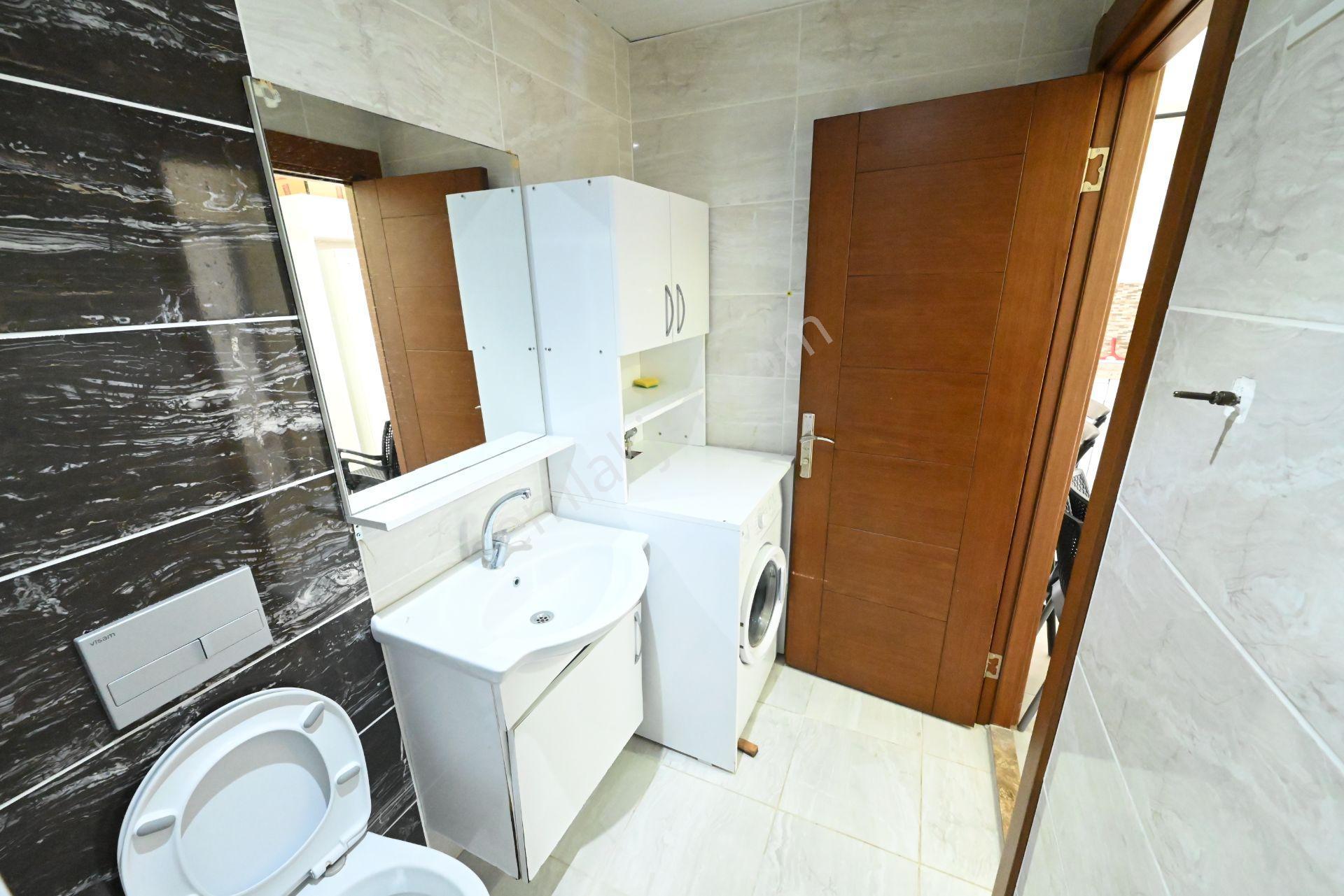 Üstünkent'ten 34. Cadde Üzerinde Kiralık Full Eşyalı 1+1 Daire - Görsel 38