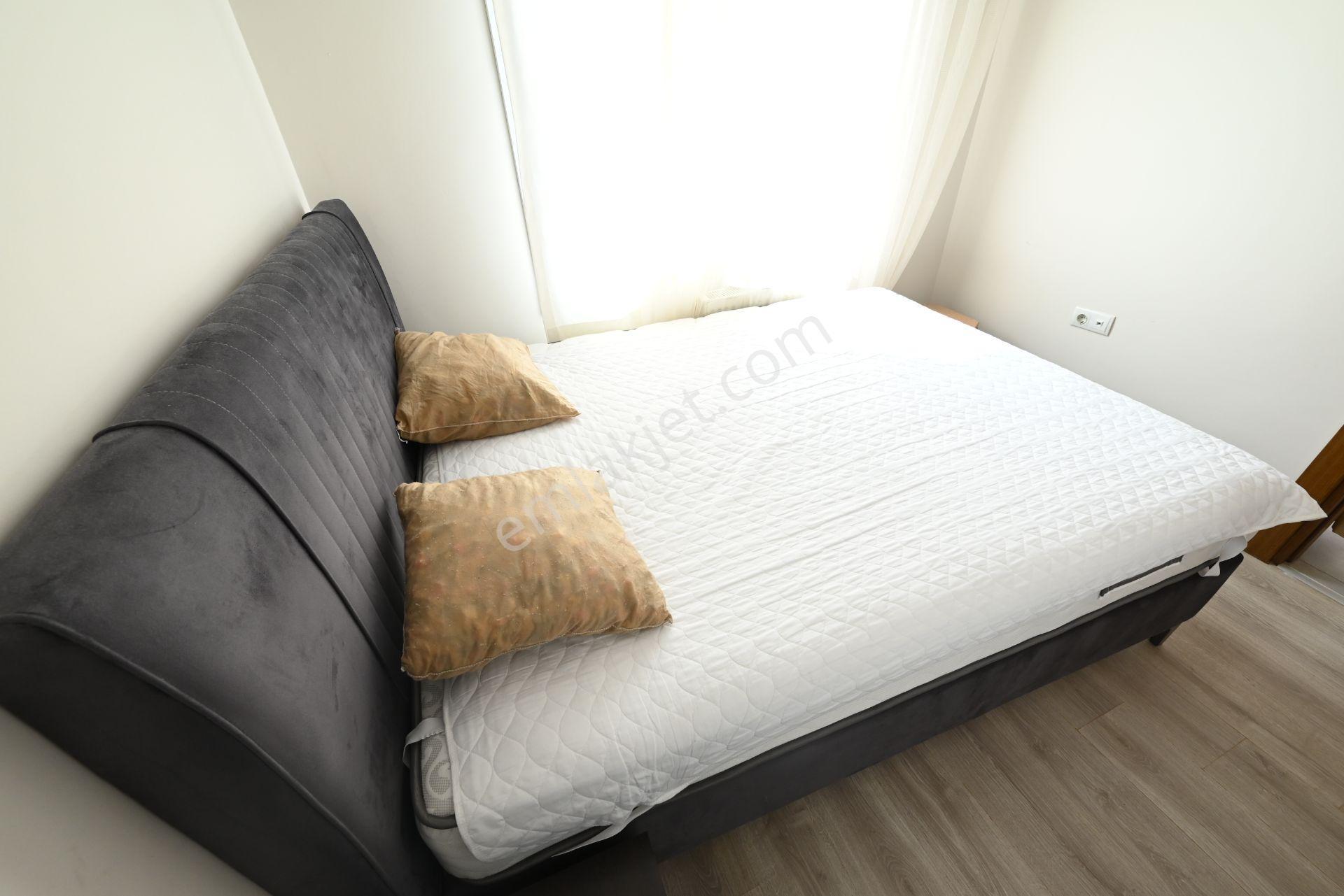 Üstünkent'ten 34. Cadde Üzerinde Kiralık Full Eşyalı 1+1 Daire - Görsel 30
