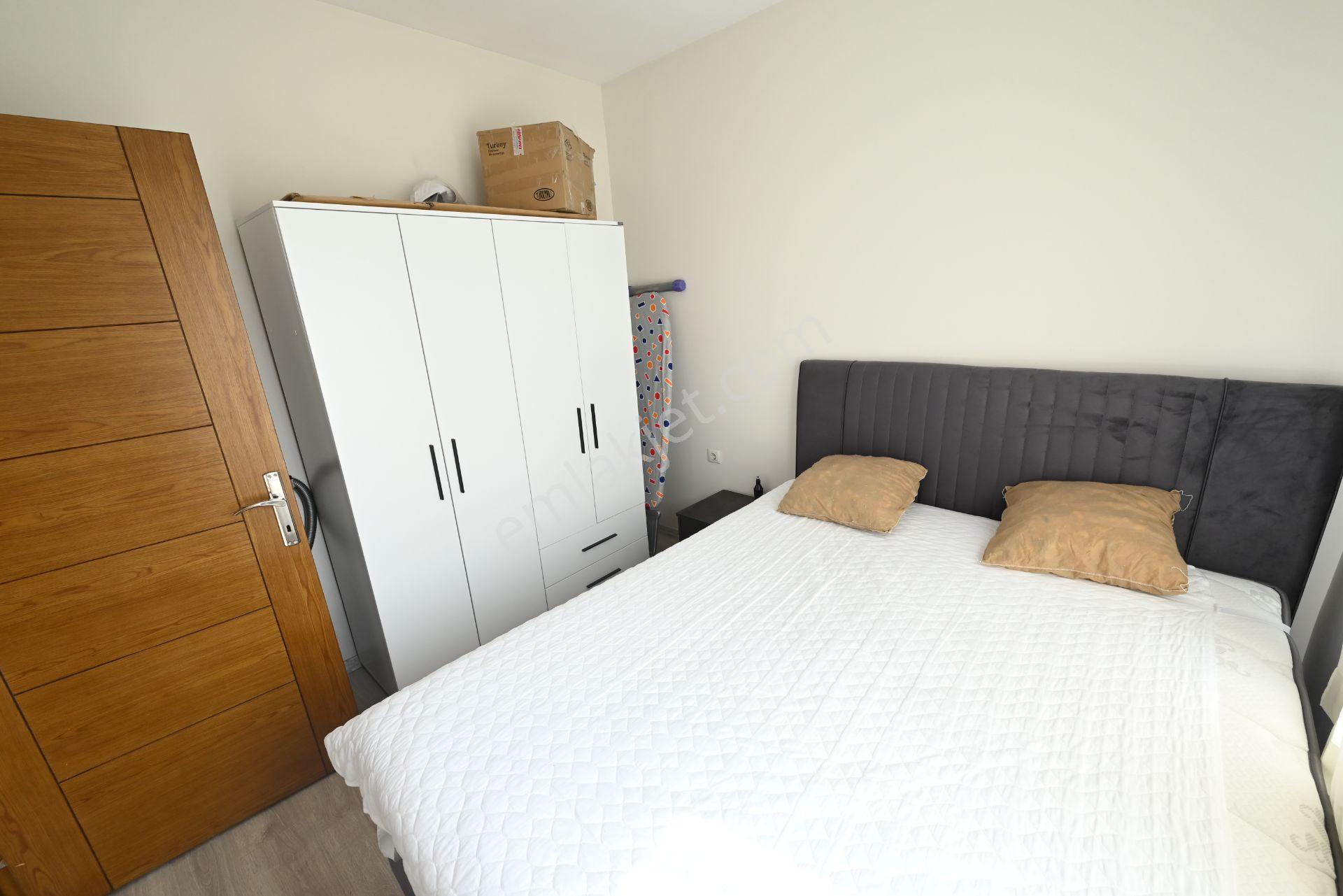 Üstünkent'ten 34. Cadde Üzerinde Kiralık Full Eşyalı 1+1 Daire - Görsel 27