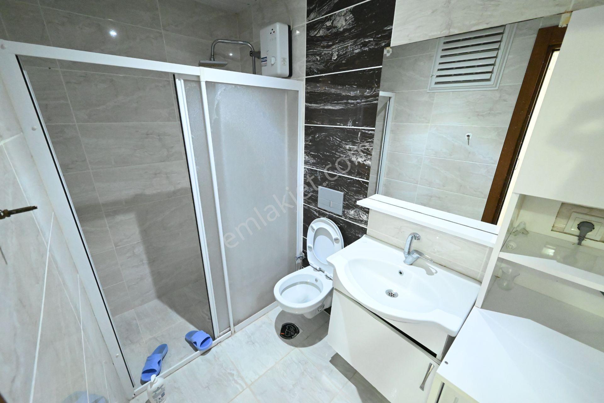 Üstünkent'ten 34. Cadde Üzerinde Kiralık Full Eşyalı 1+1 Daire - Görsel 36