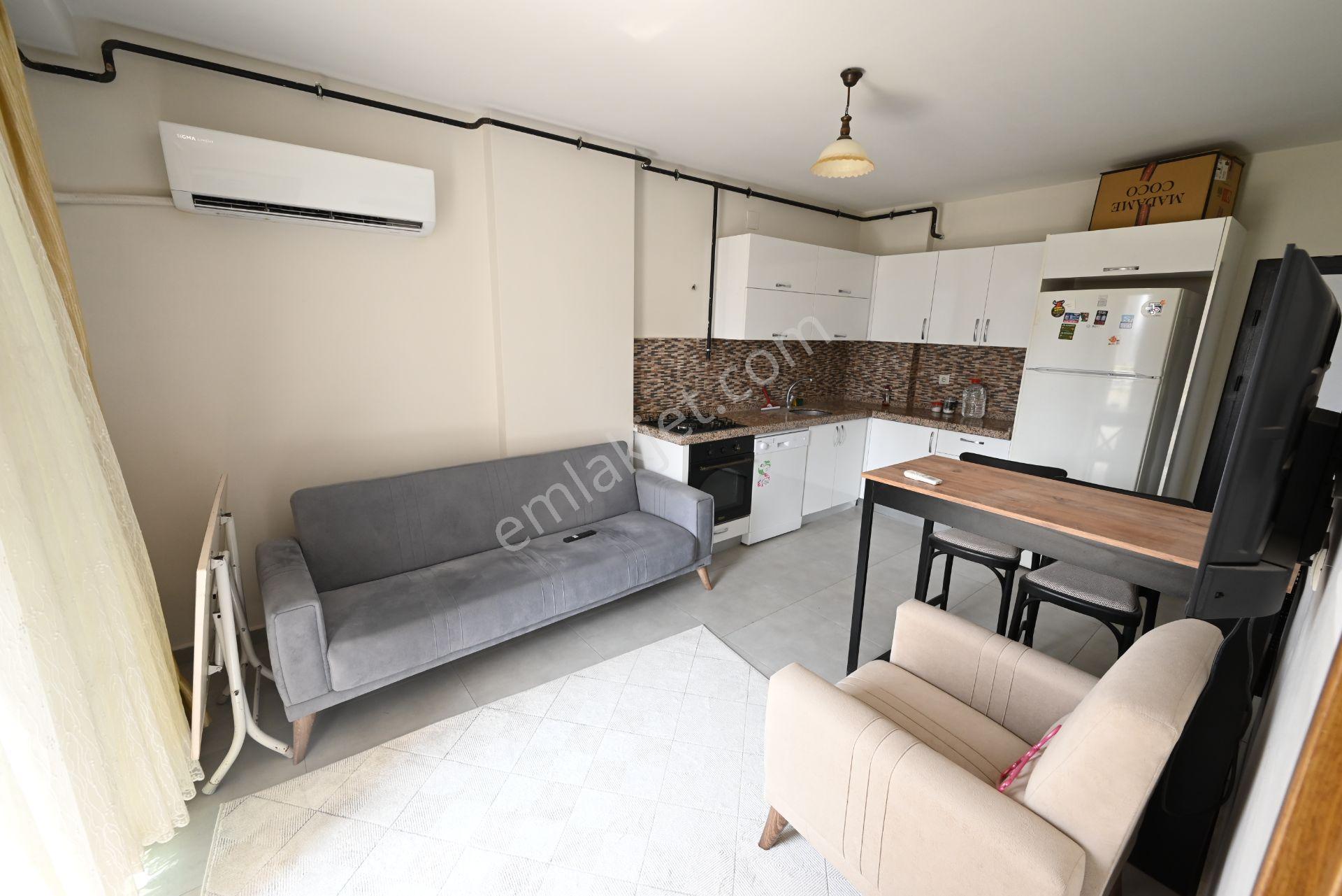 Üstünkent'ten 34. Cadde Üzerinde Kiralık Full Eşyalı 1+1 Daire - Görsel 14