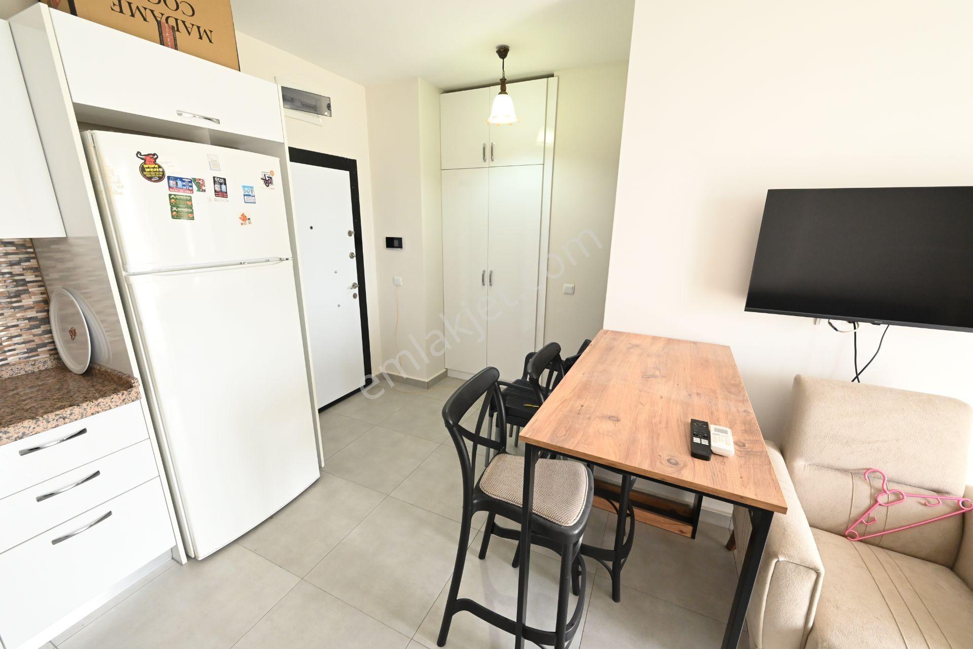 Üstünkent'ten 34. Cadde Üzerinde Kiralık Full Eşyalı 1+1 Daire - Görsel 22