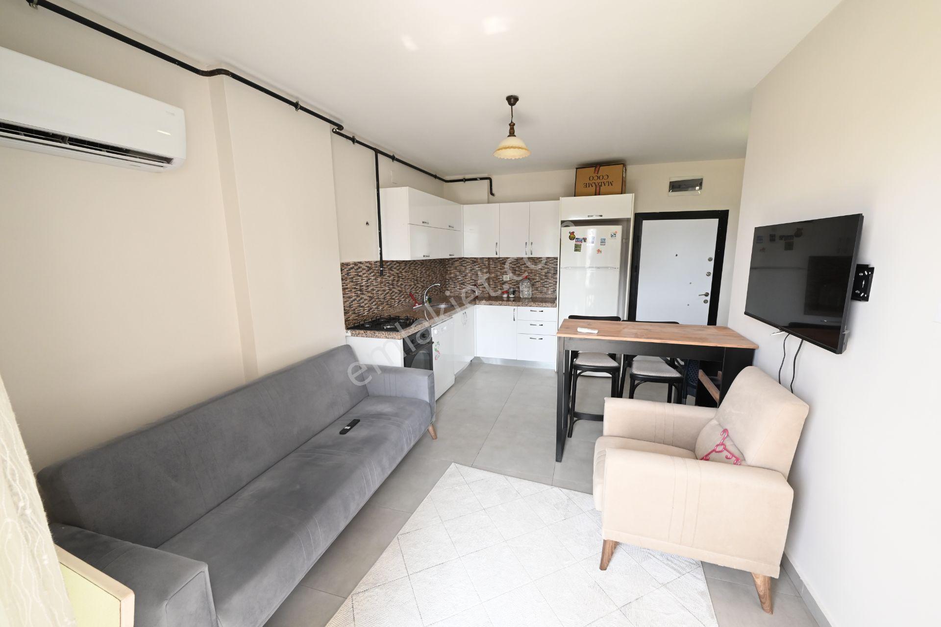 Üstünkent'ten 34. Cadde Üzerinde Kiralık Full Eşyalı 1+1 Daire - Görsel 7