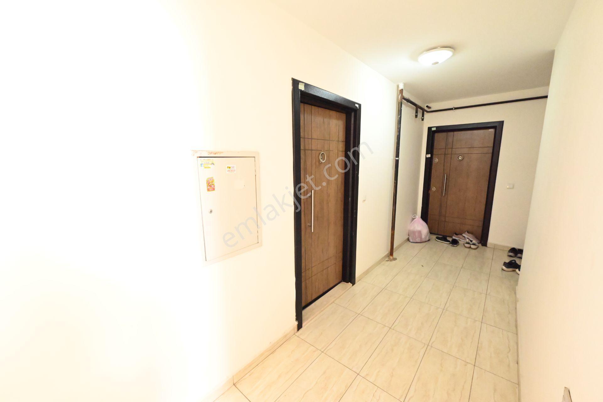 Üstünkent'ten 34. Cadde Üzerinde Kiralık Full Eşyalı 1+1 Daire - Görsel 44