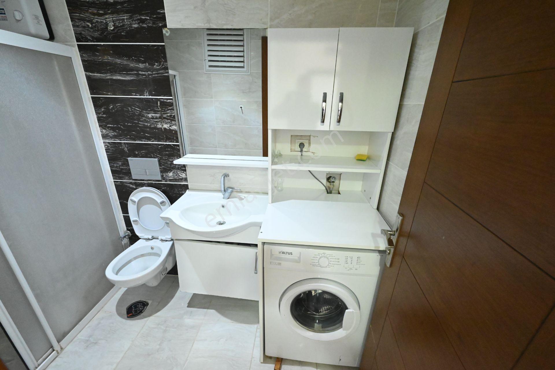 Üstünkent'ten 34. Cadde Üzerinde Kiralık Full Eşyalı 1+1 Daire - Görsel 33