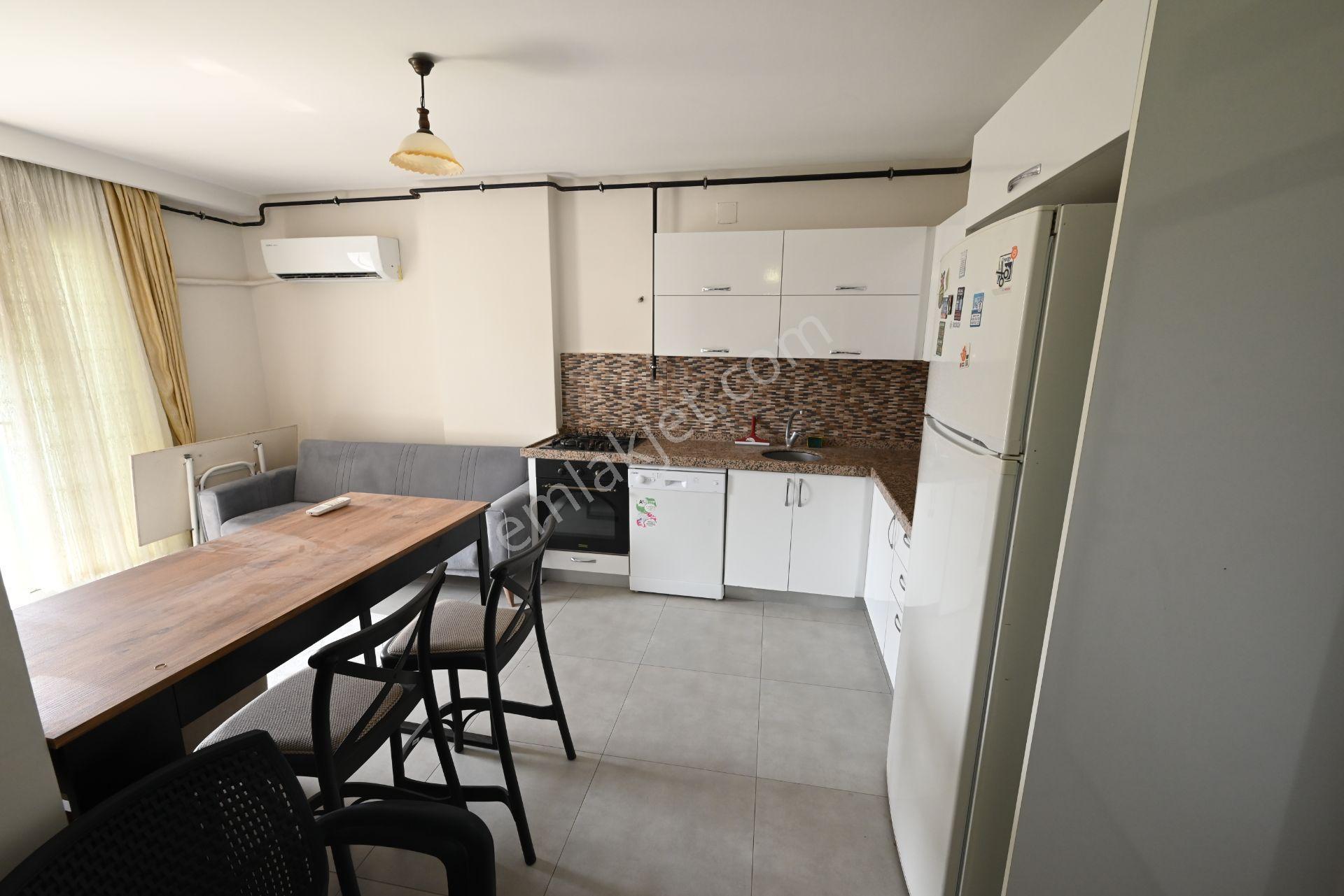 Üstünkent'ten 34. Cadde Üzerinde Kiralık Full Eşyalı 1+1 Daire - Görsel 16