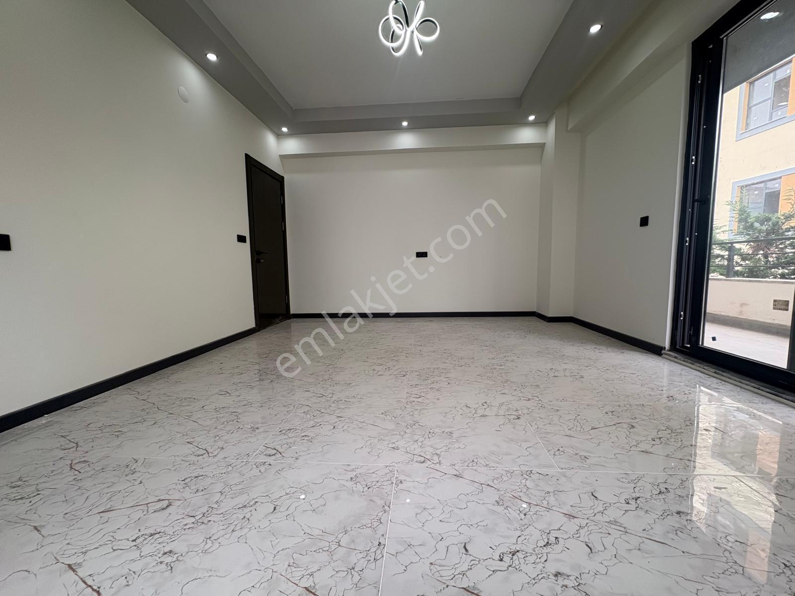 Karasu'da Satılık 2+1 Sıfır Daire | Modern Yaşam | 85m² - Görsel 22