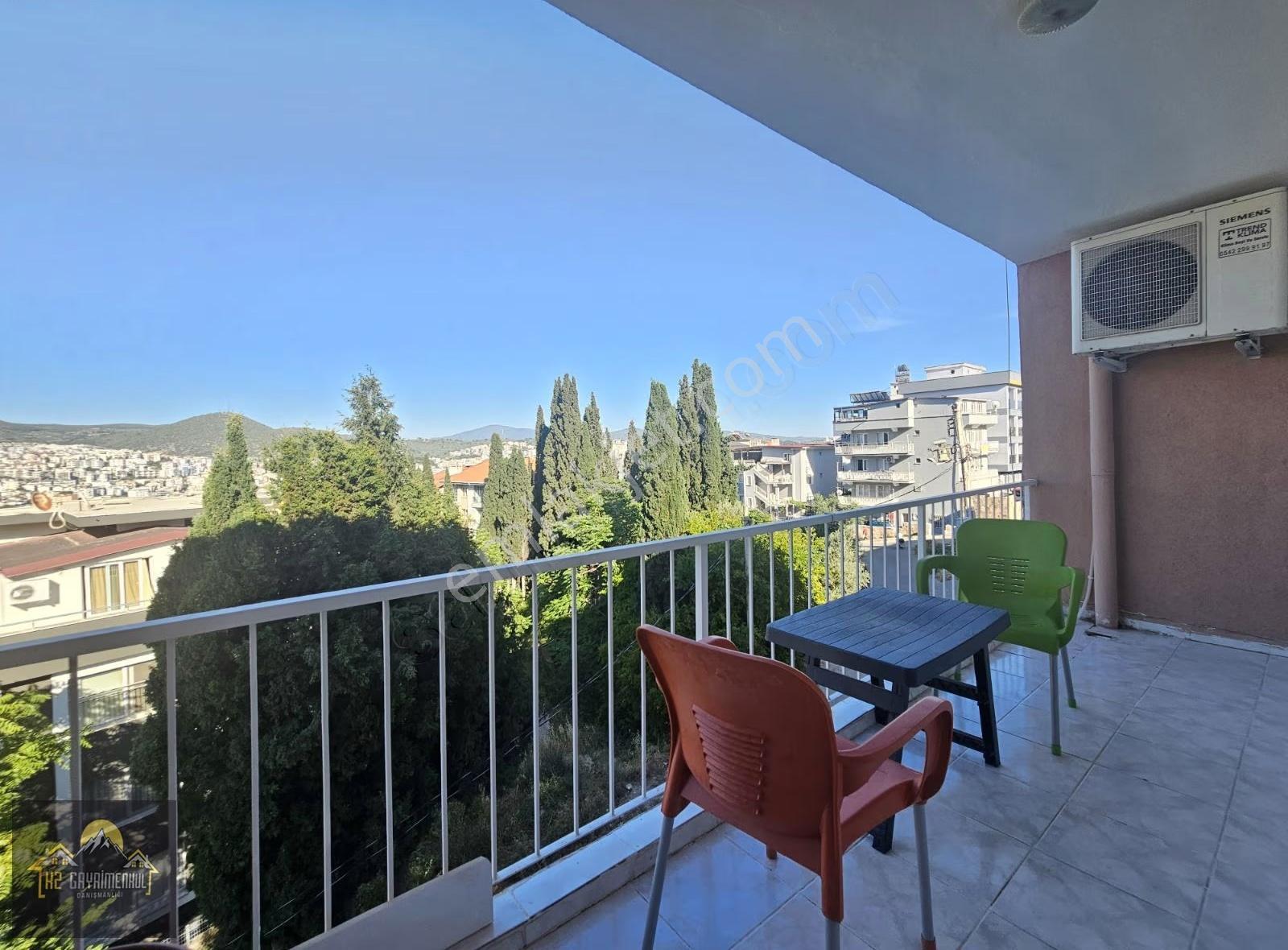 Kuşadası Merkezde Manzaralı Kiralık 3+1 Daire - Görsel 19