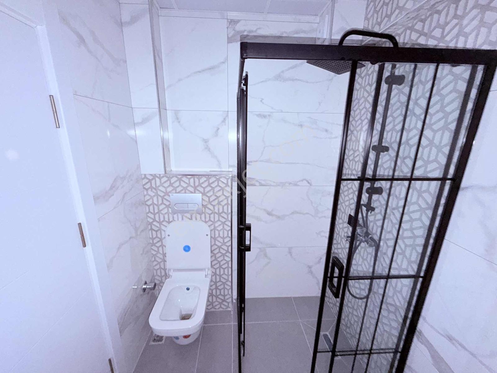 Burcu'dan Yeni Mh. Sıfır Ankastreli Kapalı Otoparklı Kiralık 1+1 - Görsel 10