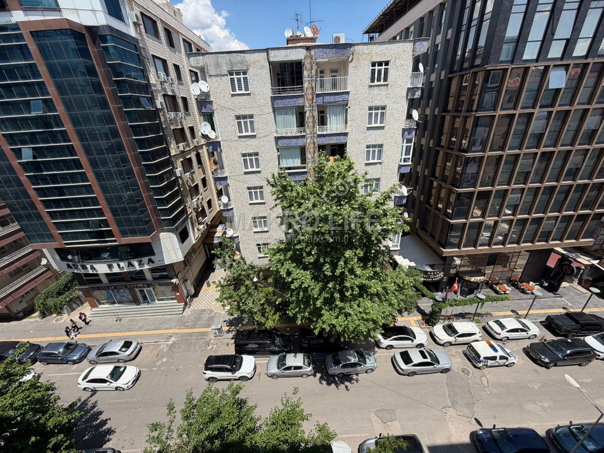 Yenişehir Adliye Karşısında 2+1 Kiralık Ev Ofis Böro - Görsel 11