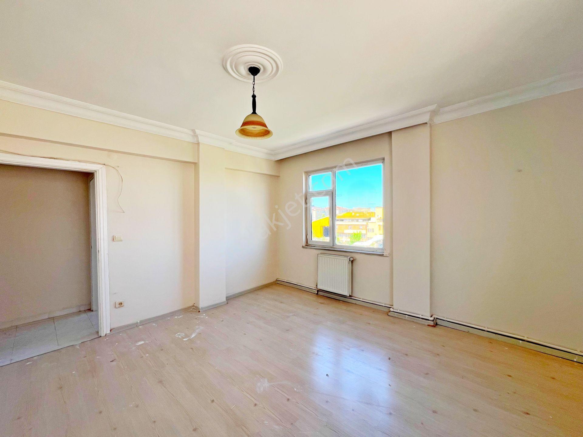 Ümraniye Emek Sitesi'nde Geniş Ailelere Özel | Ferah, Aydınlık Ve Prestijli 5+1 Kiralık Daire - Görsel 11