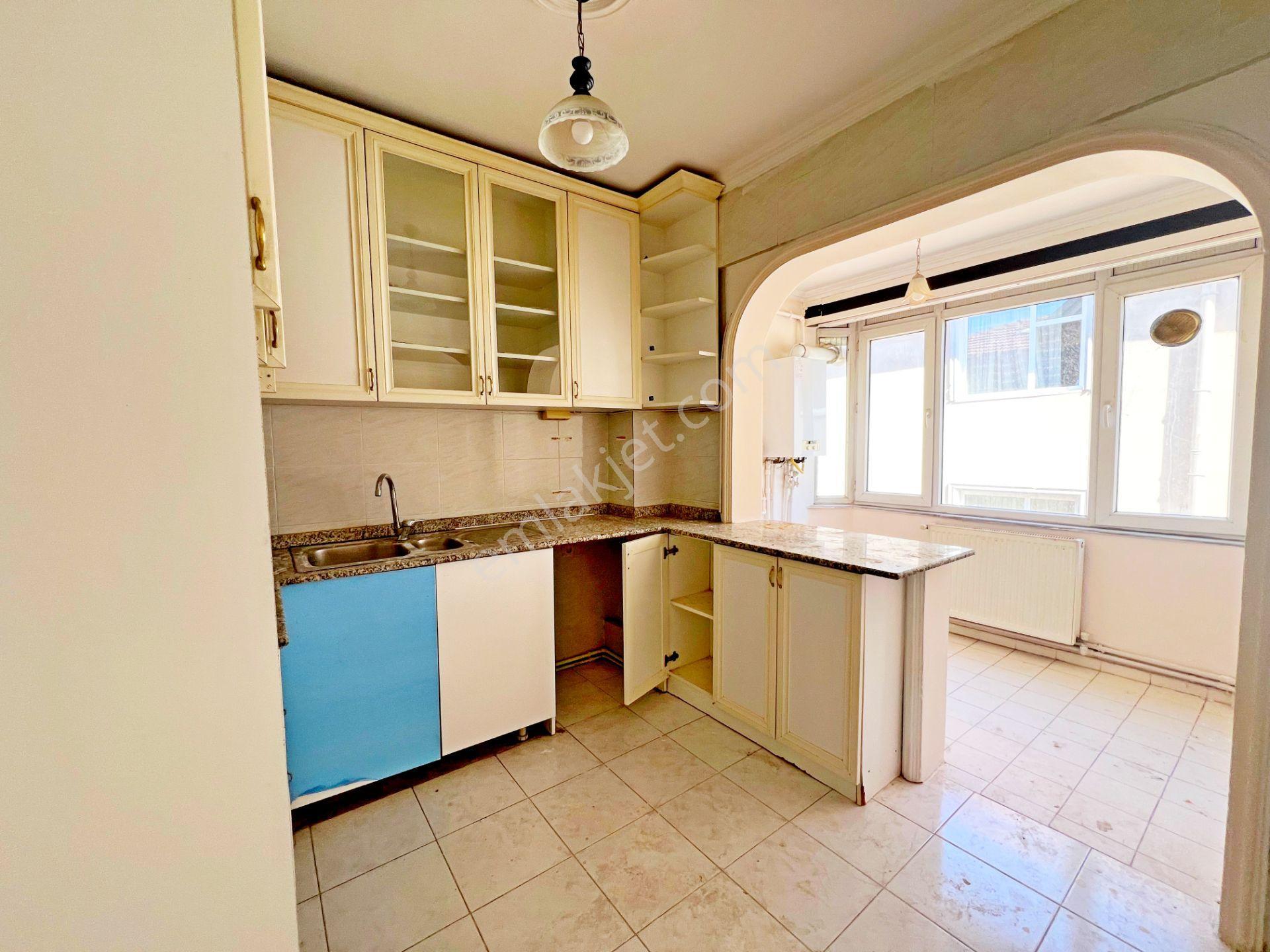 Ümraniye Emek Sitesi'nde Geniş Ailelere Özel | Ferah, Aydınlık Ve Prestijli 5+1 Kiralık Daire - Görsel 7