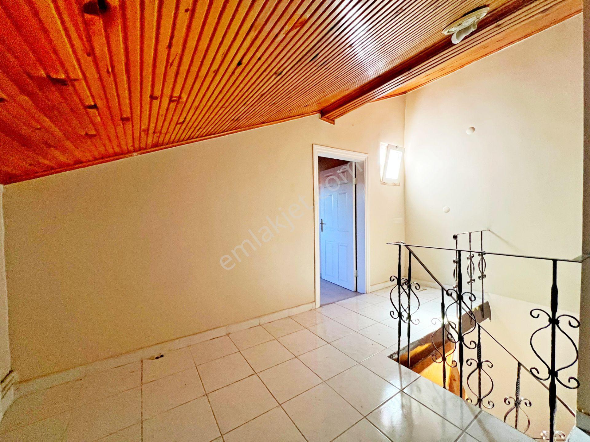 Ümraniye Emek Sitesi'nde Geniş Ailelere Özel | Ferah, Aydınlık Ve Prestijli 5+1 Kiralık Daire - Görsel 19