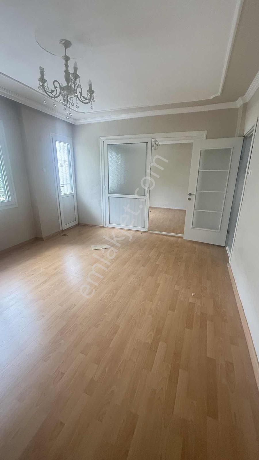 Toros Meydanında Kiralık Geniş 3+1 Daire - Görsel 35