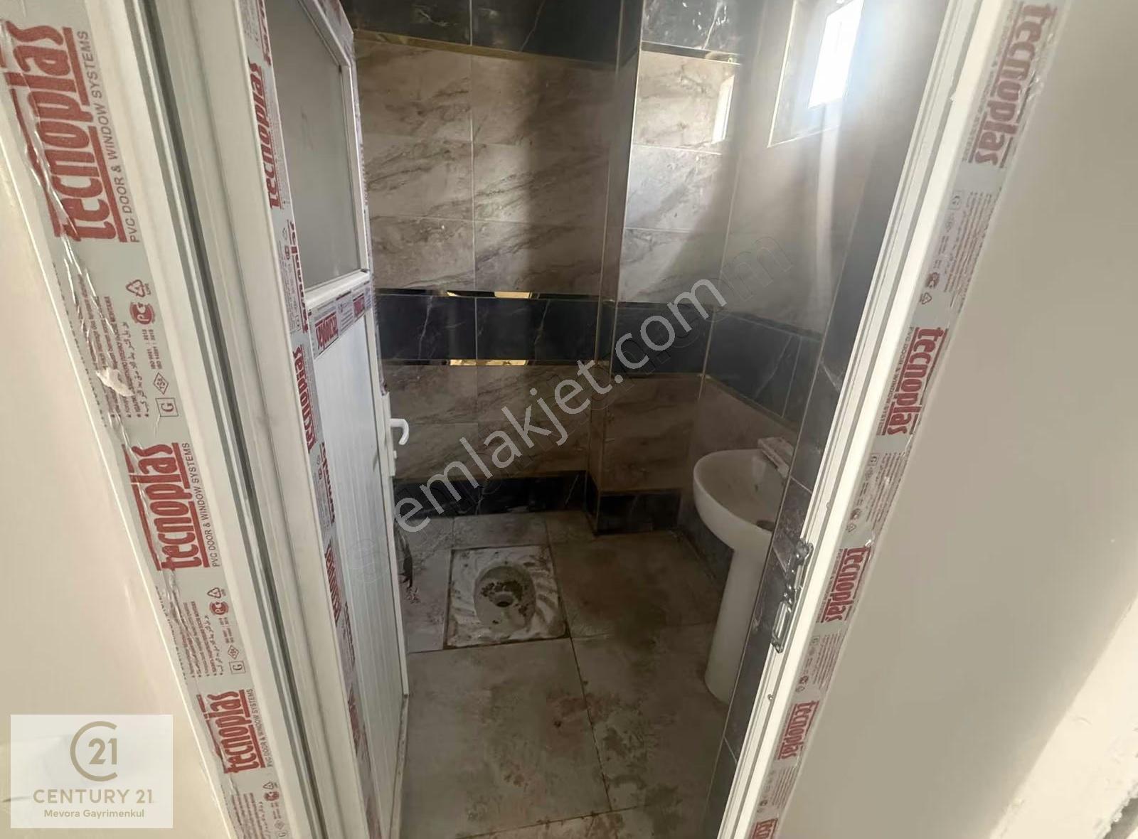 Cadde Üzeri Her İşe Uygun Köşe 125m2 Takaslı - Görsel 5