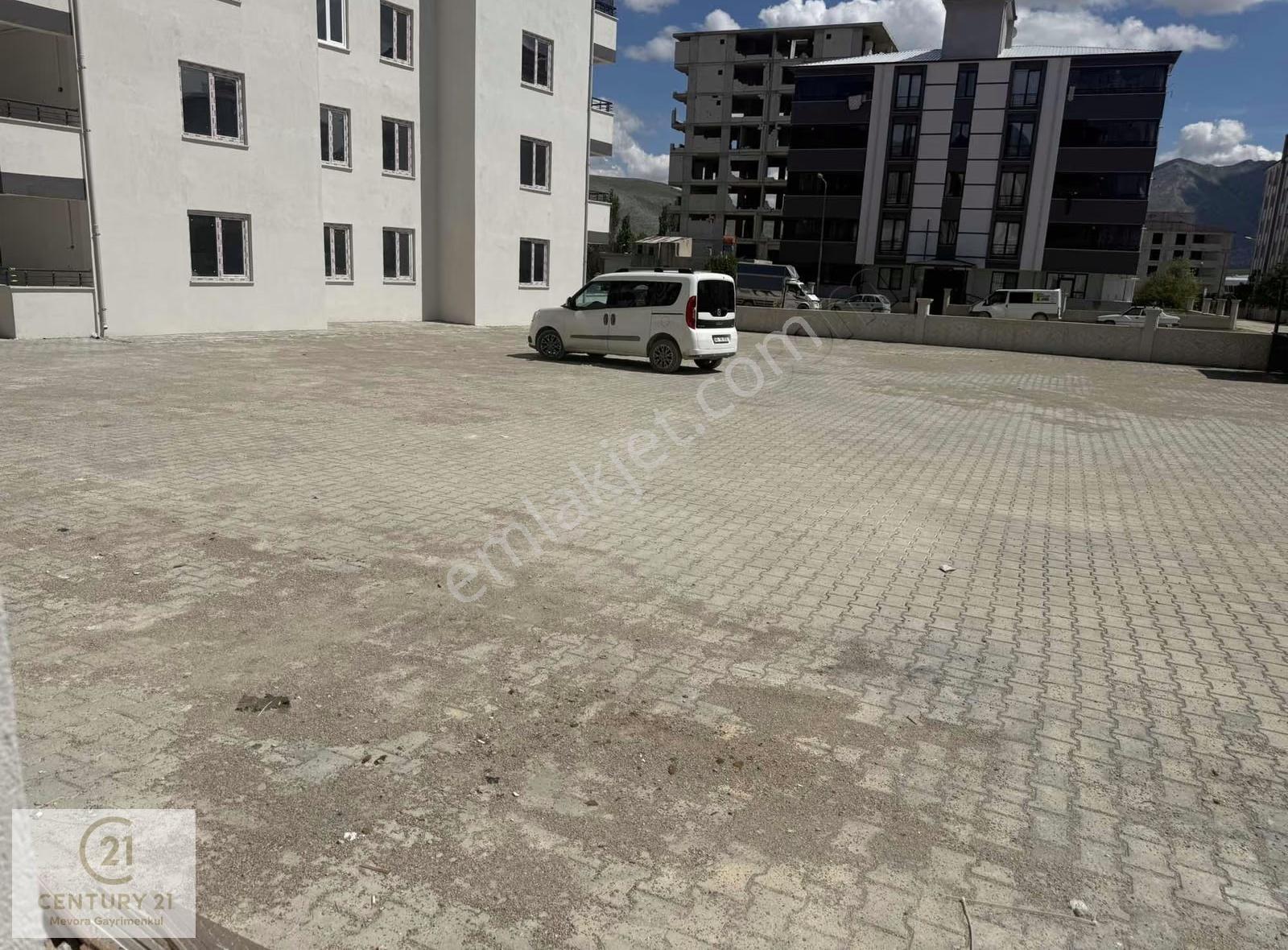 Cadde Üzeri Her İşe Uygun Köşe 125m2 Takaslı - Görsel 12