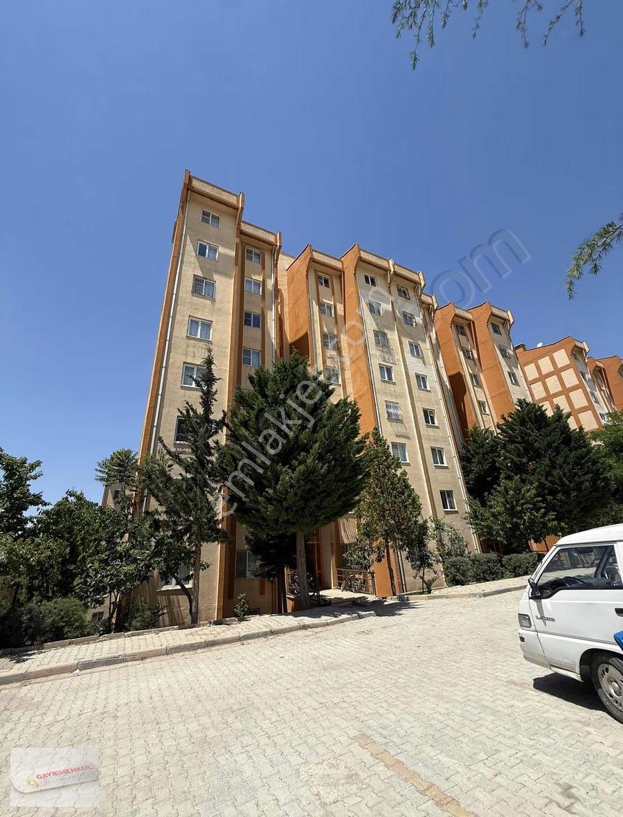 Üniversite Toki'de Satılık Aile Tipi 2+1 Daire