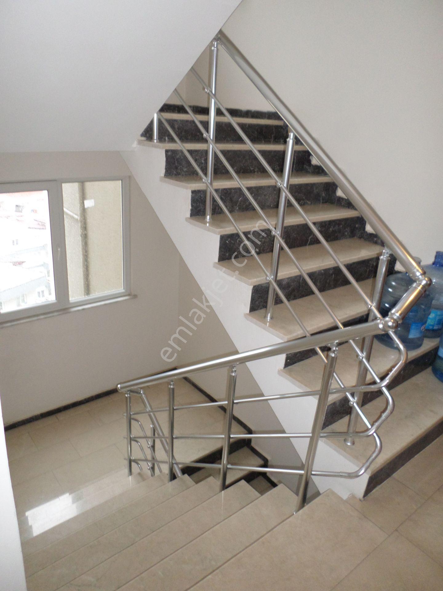Mudanya Eğitim Mah. De Satılık Dublex Daire 5+2 Site İçi Ful Deniz Manzaralı 7 Yıllık Yeni Konforlu - Görsel 30
