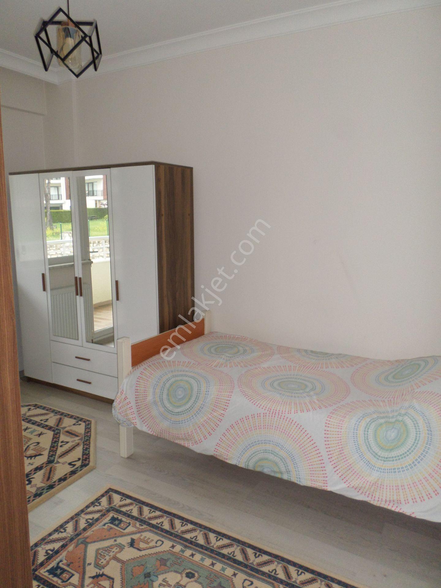 Mudanya Eğitim Mah. De Satılık Dublex Daire 5+2 Site İçi Ful Deniz Manzaralı 7 Yıllık Yeni Konforlu - Görsel 13