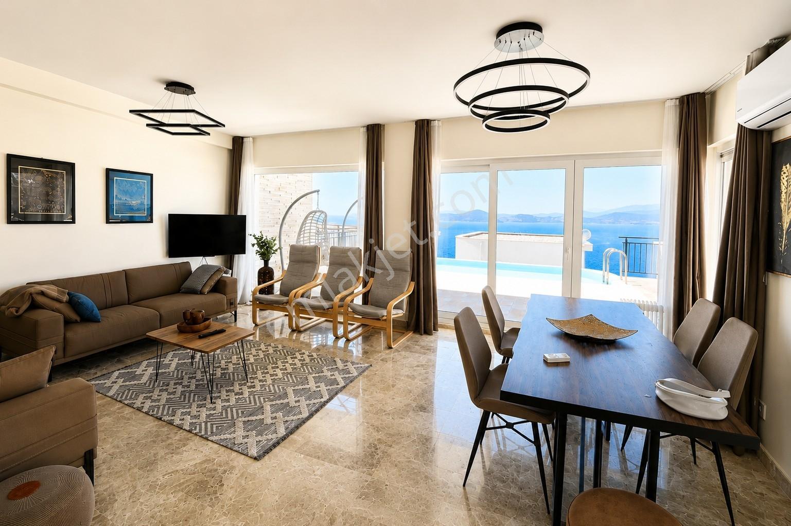 Denize Sıfır Kumsal Plajlı Lüks Sitede Satılık Villa Yabancidan - Görsel 8