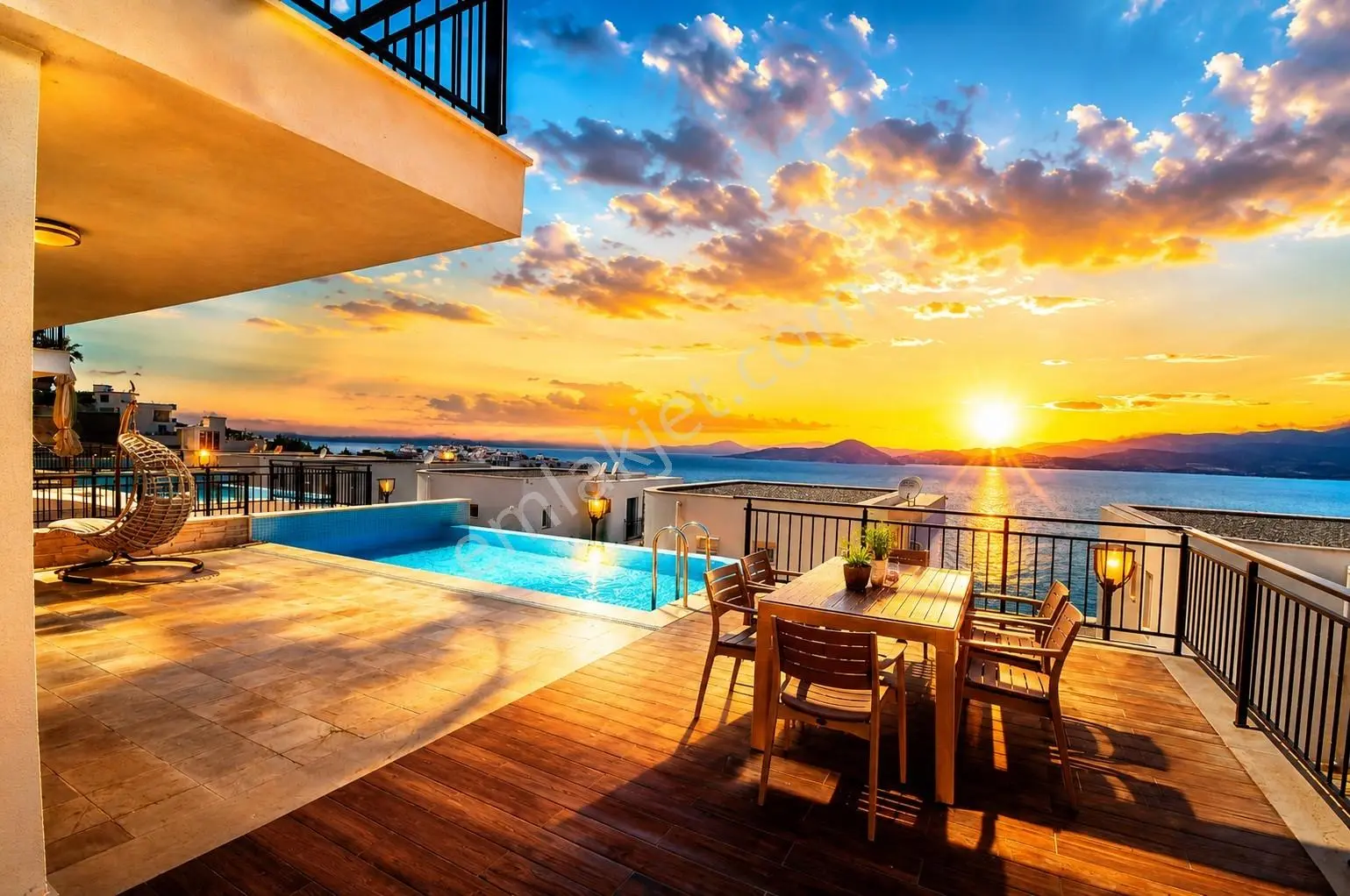Denize Sıfır Kumsal Plajlı Lüks Sitede Satılık Villa Yabancidan - Görsel 5