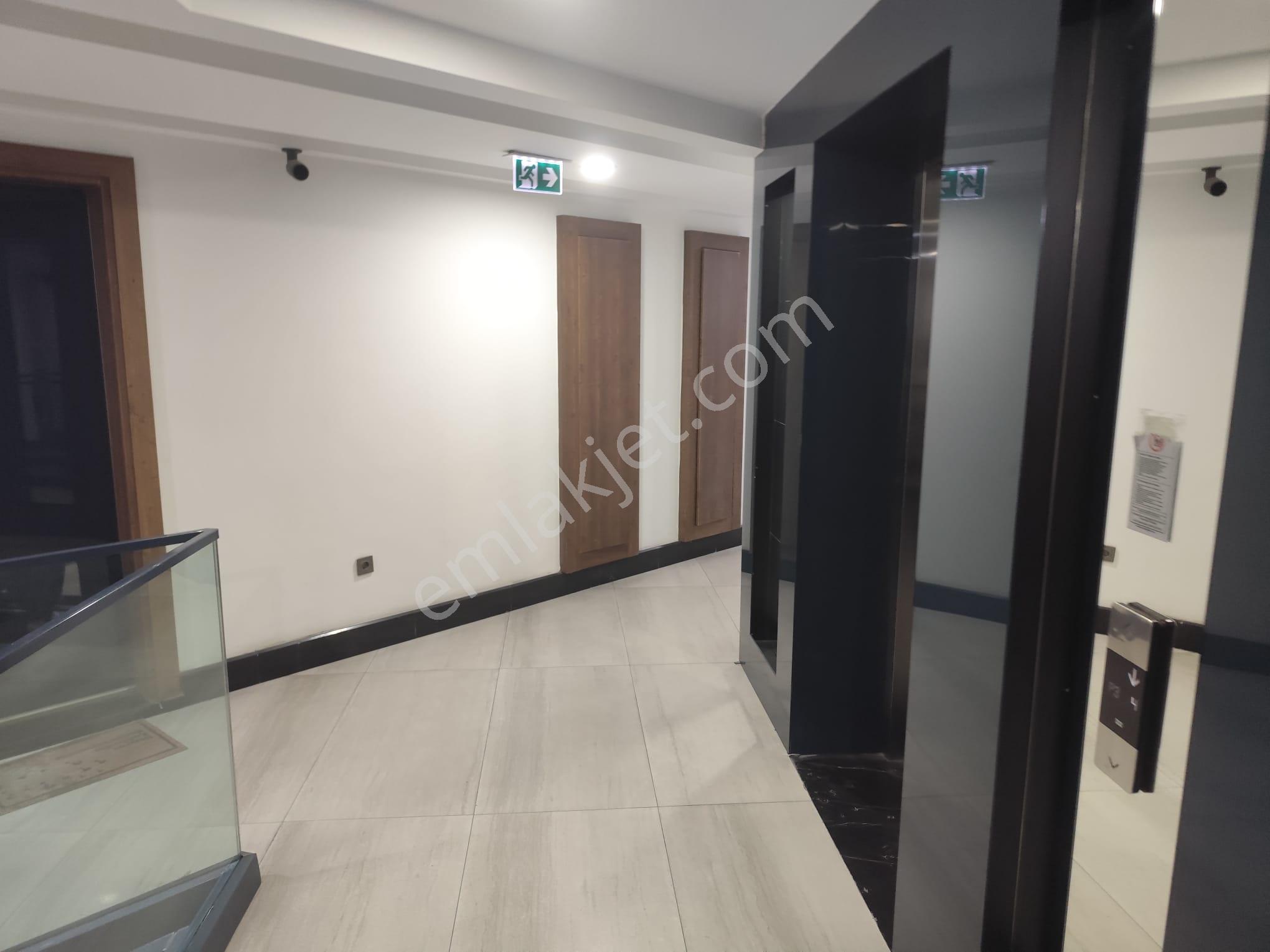 Azmir'den Real Merter Rezidans Ta Satılık Geniş 2+1 Köşe Daire For Sale للبيع - Görsel 11