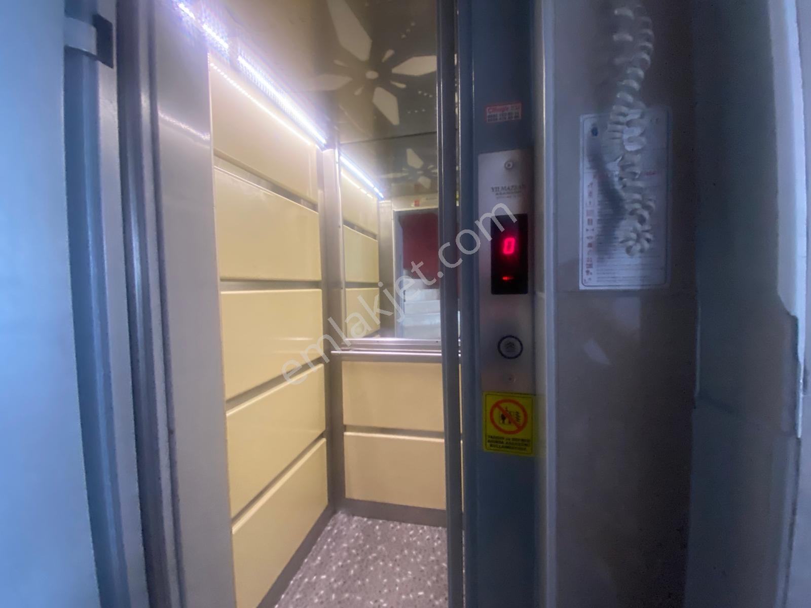 Tantavi'de Ulaşıma Ve Metroya Yakın Geniş Kiralık 3+1 Daire - Görsel 11