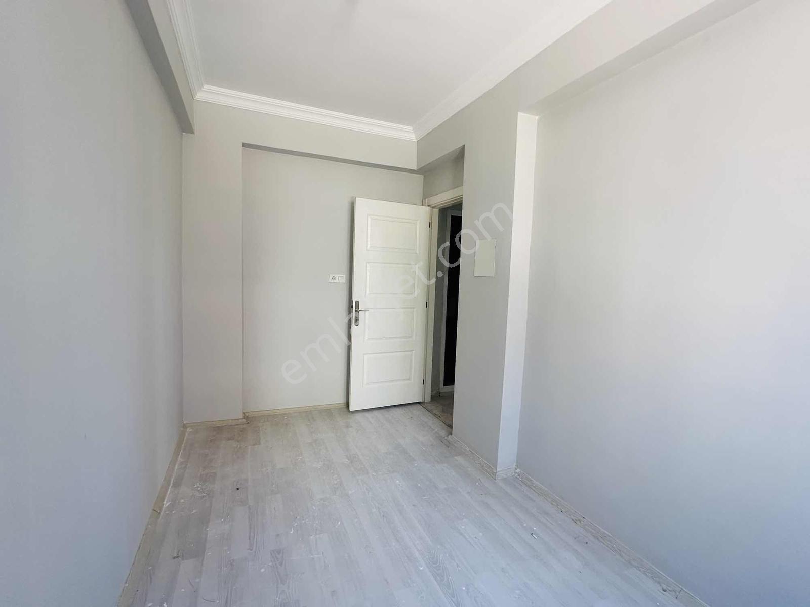 Remax Yeni Gayrimenkul´den Satılık Fırsat 2+1 Daire - Görsel 16