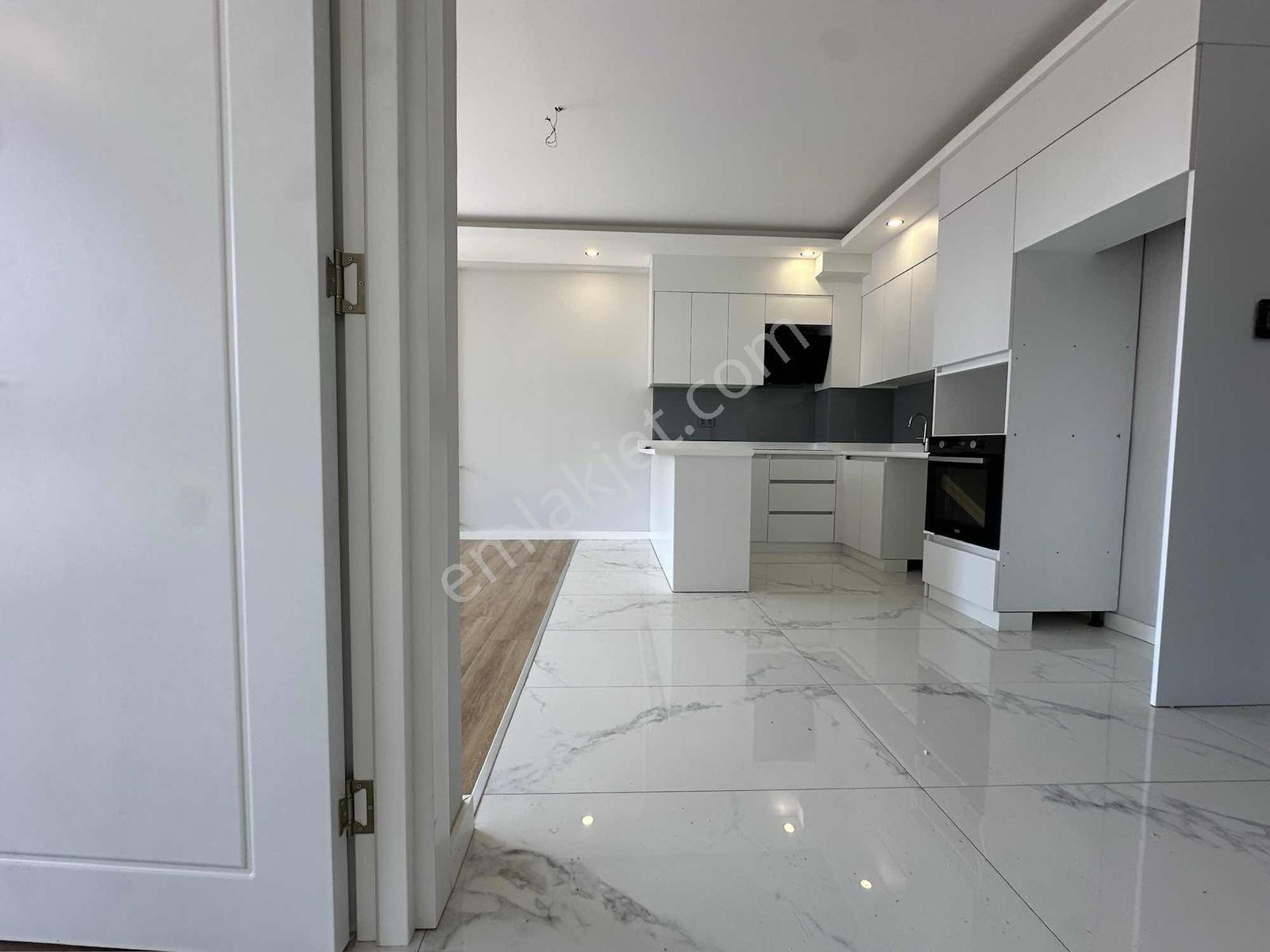 Altınay Sitesi Havuz Manzaralı Ara Kat Satılık 2+1 Daire - Görsel 6