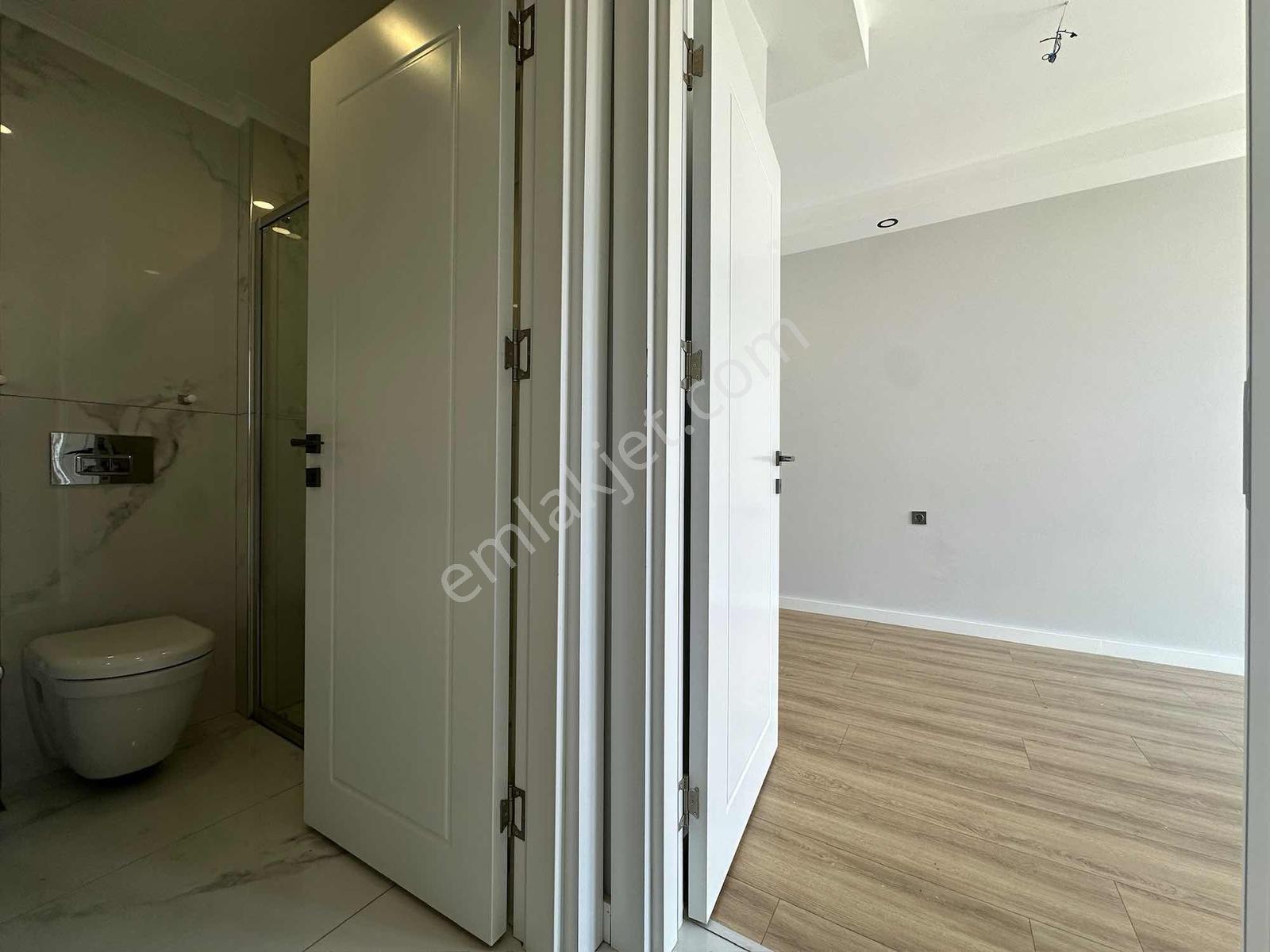 Altınay Sitesi Havuz Manzaralı Ara Kat Satılık 2+1 Daire - Görsel 12